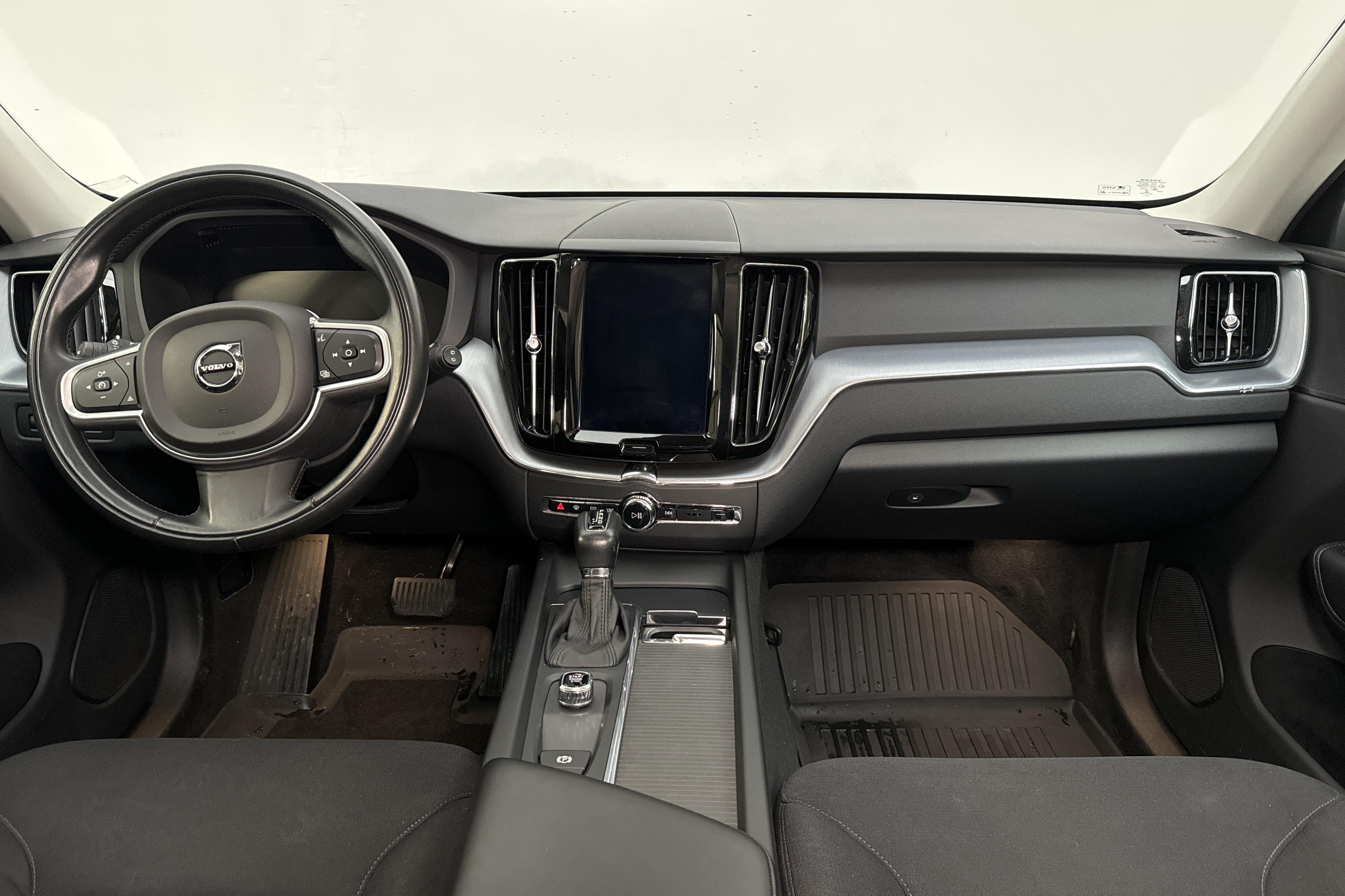 Volvo XC60 T5 2WD (254hk) - 57 210 km - Automaatne - must - 2019