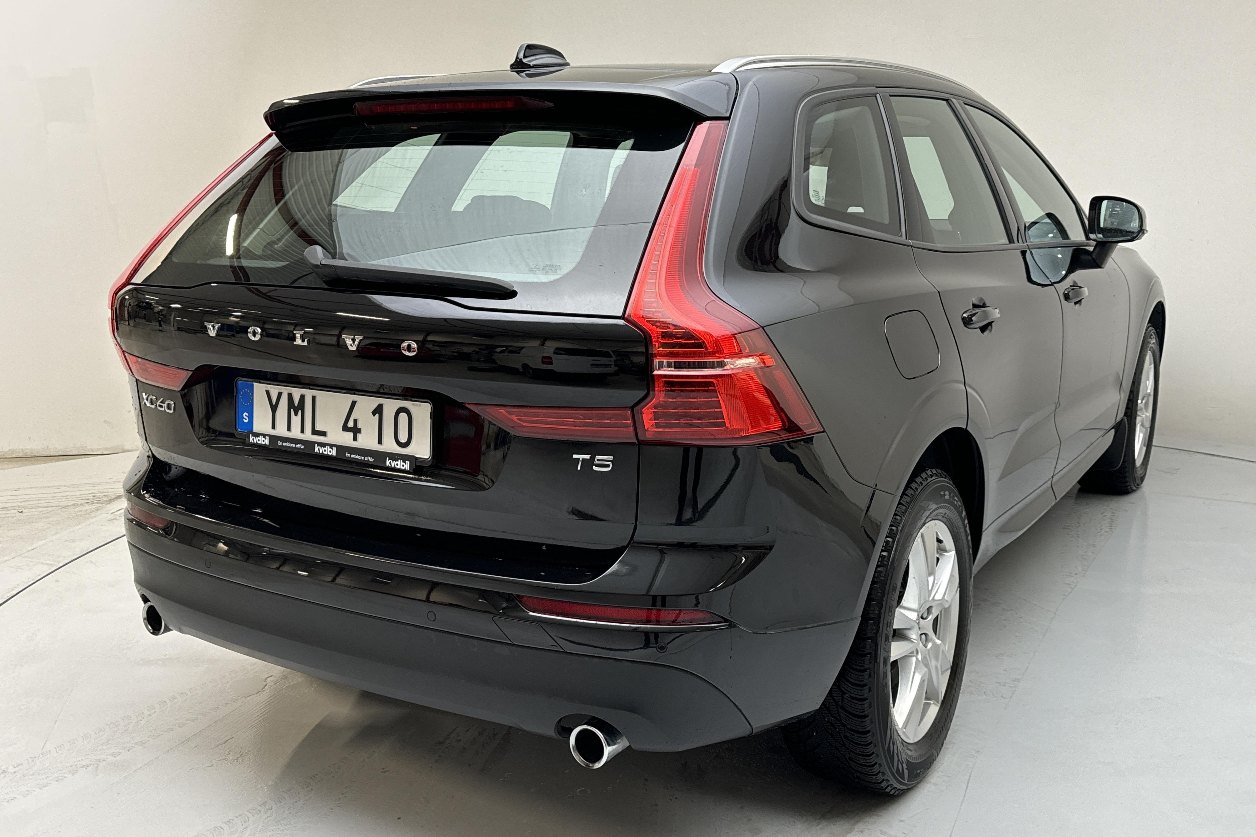 Volvo XC60 T5 2WD (254hk) - 57 210 km - Automatic - black - 2019