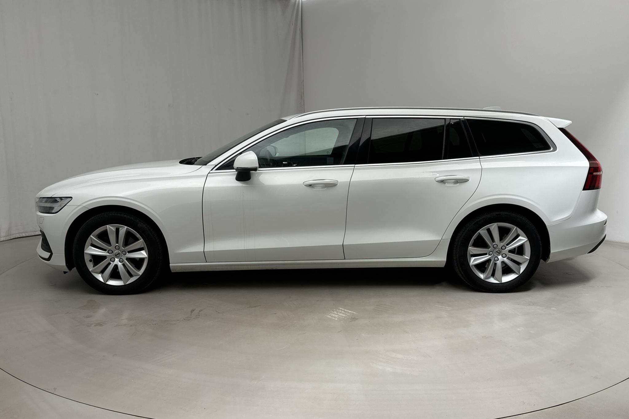 Volvo V60 D3 (150hk) - 128 660 km - Automatyczna - biały - 2020