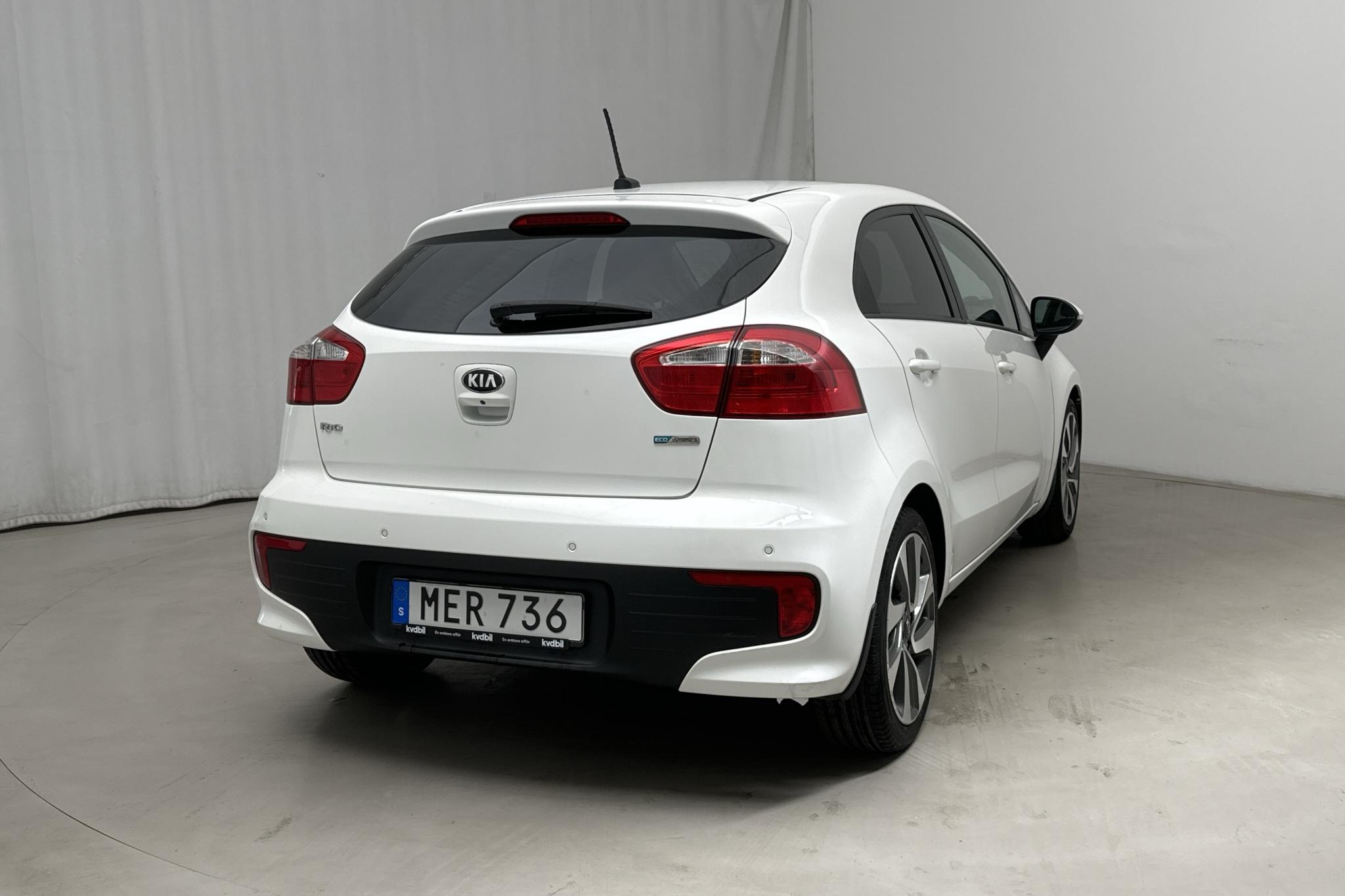 KIA Rio 1.2 (85hk) - 71 030 km - Manuaalinen - valkoinen - 2016