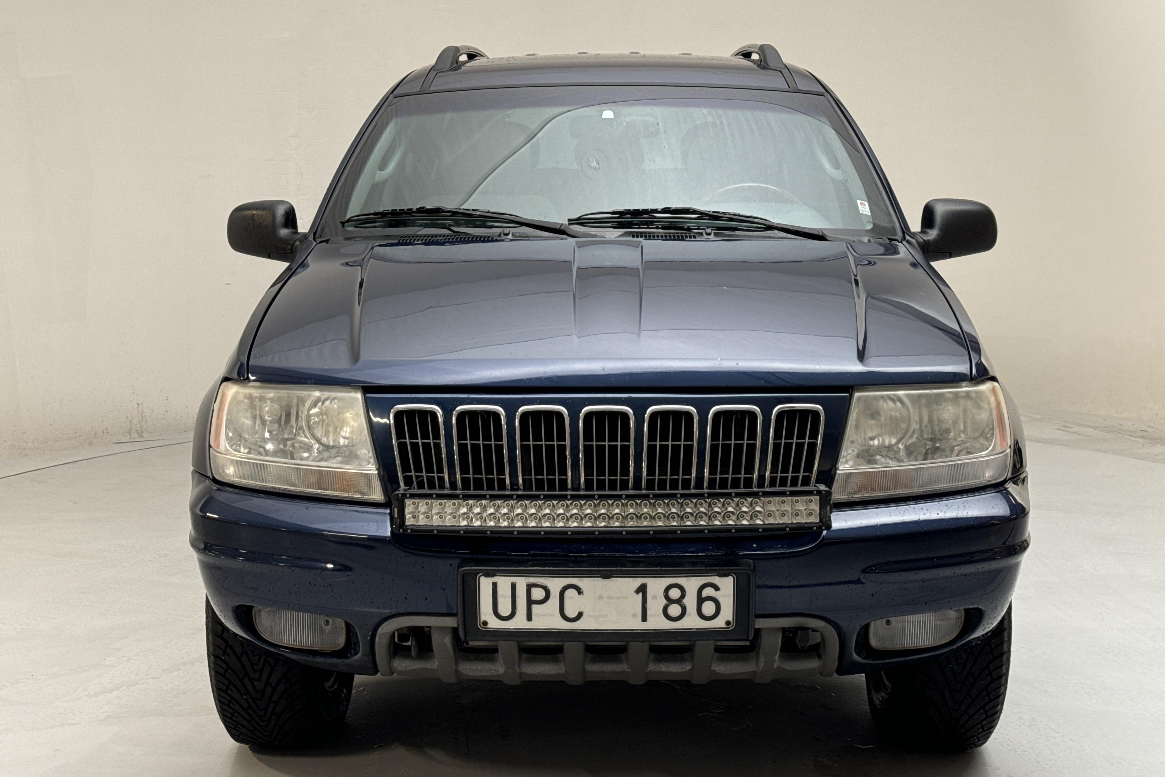 Jeep Grand Cherokee 4.7 (258hk) - 17 475 mil - Automat - blå - 2002