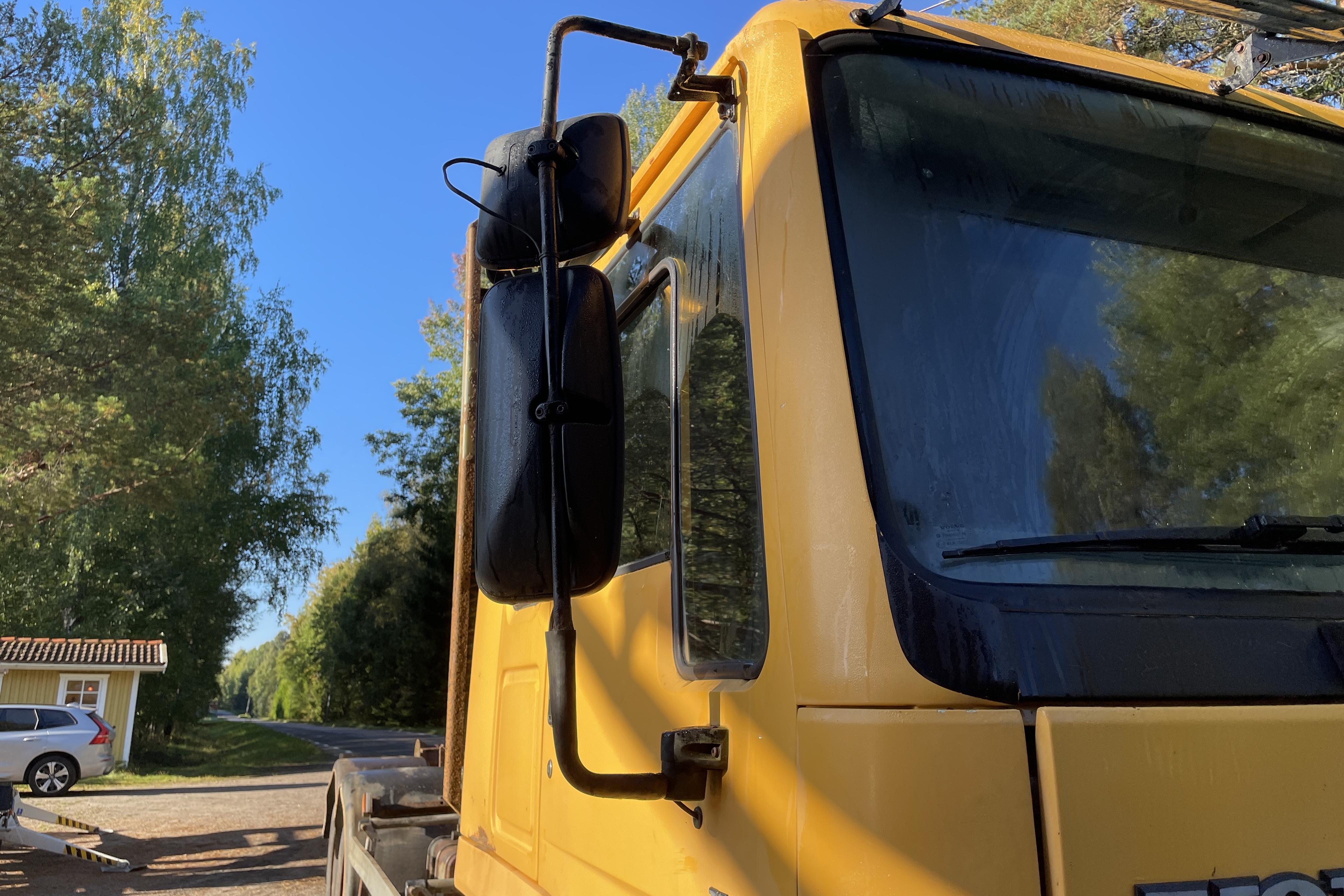 Volvo FL7 - 367 678 km - Manualna - 1994