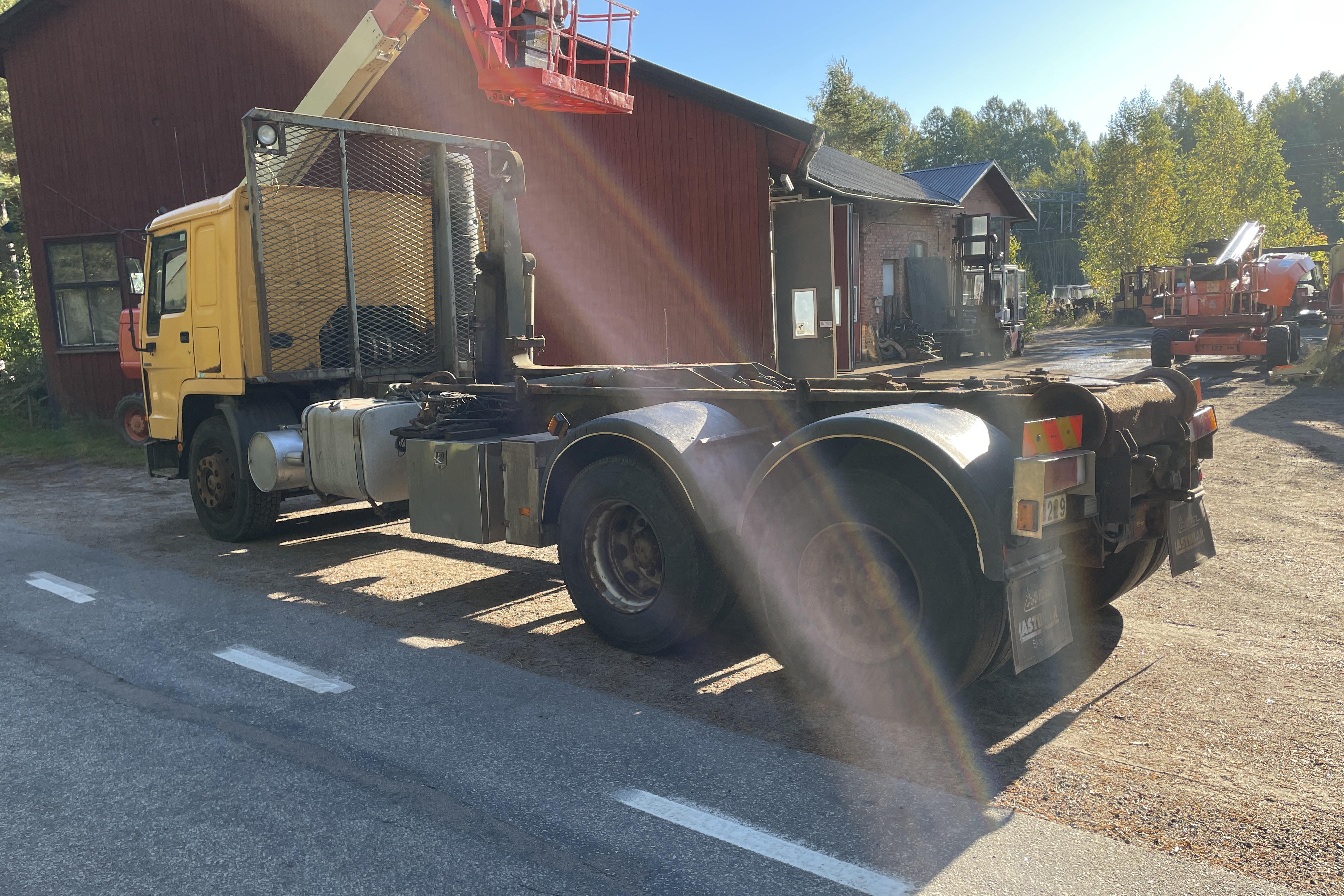 Volvo FL7 - 367 678 km - Manuaalinen - 1994