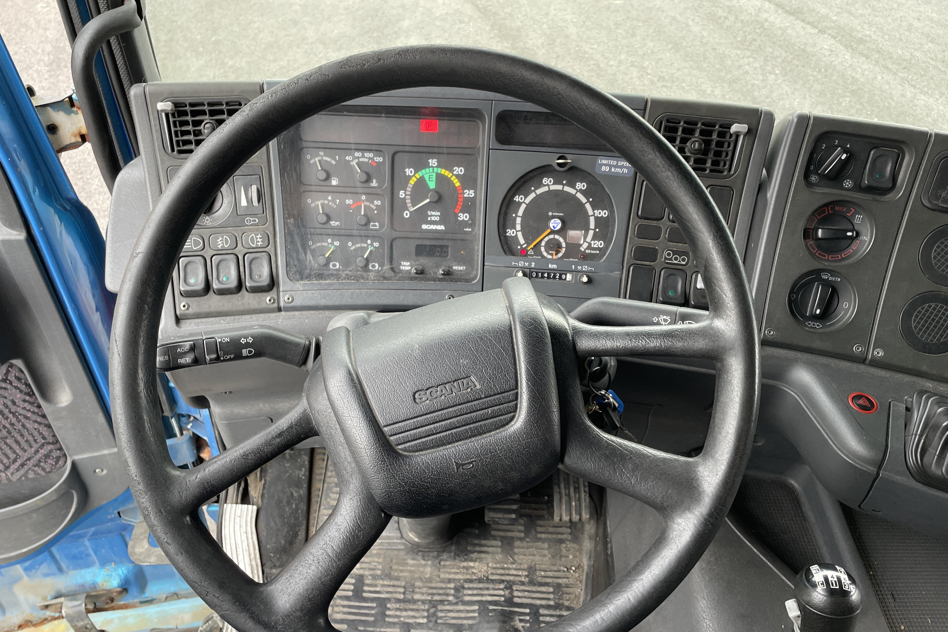 Scania R124 - 14 729 km - Manualna - biały - 1998