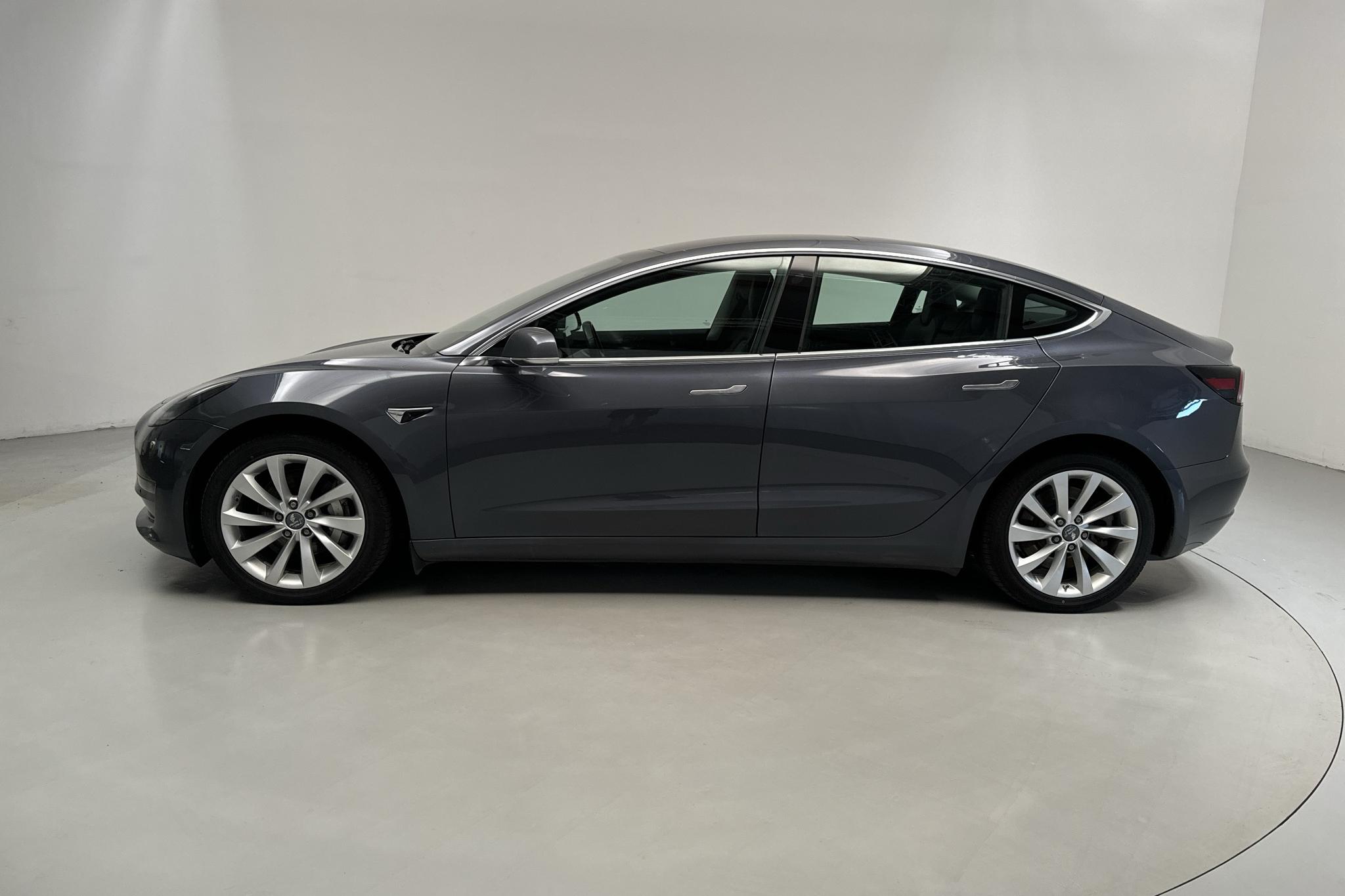 Tesla Model 3 Long Range Dual Motor AWD - 183 070 km - Automaattinen - harmaa - 2019