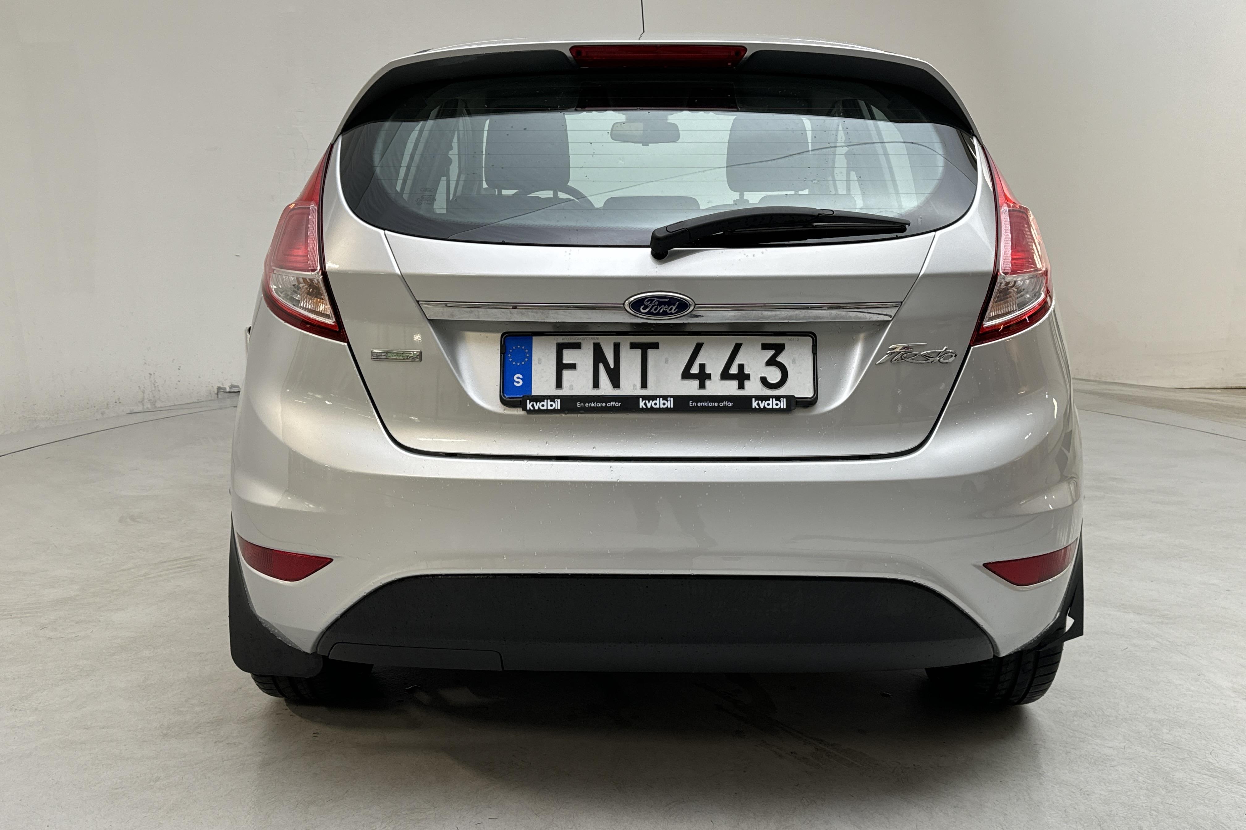 Ford Fiesta 1.0T EcoBoost 5dr (100hk) - 100 730 km - Manualna - szary - 2015