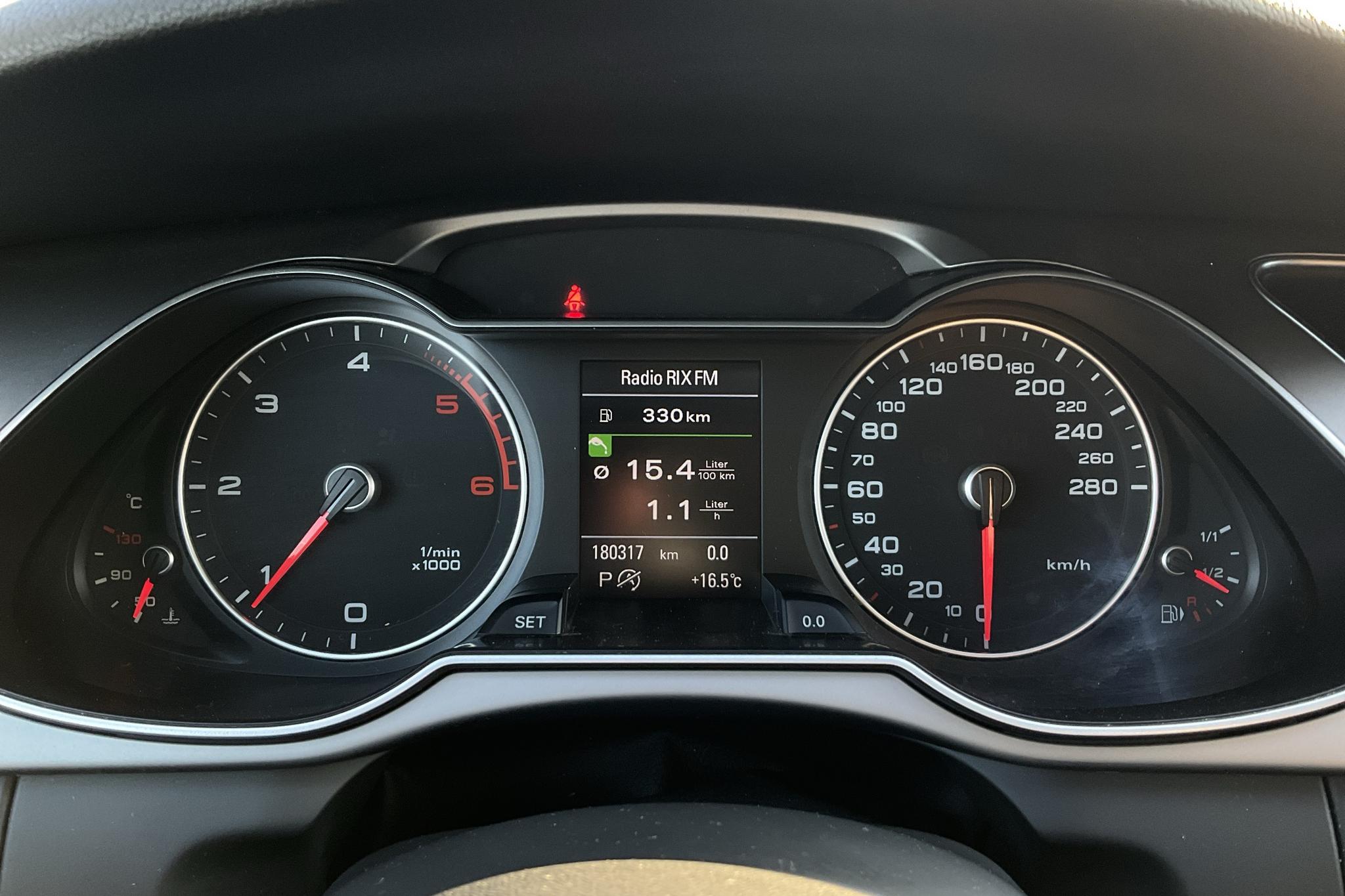 Audi A4 2.0 TDI Avant quattro (177hk) - 180 320 km - Automaattinen - valkoinen - 2014