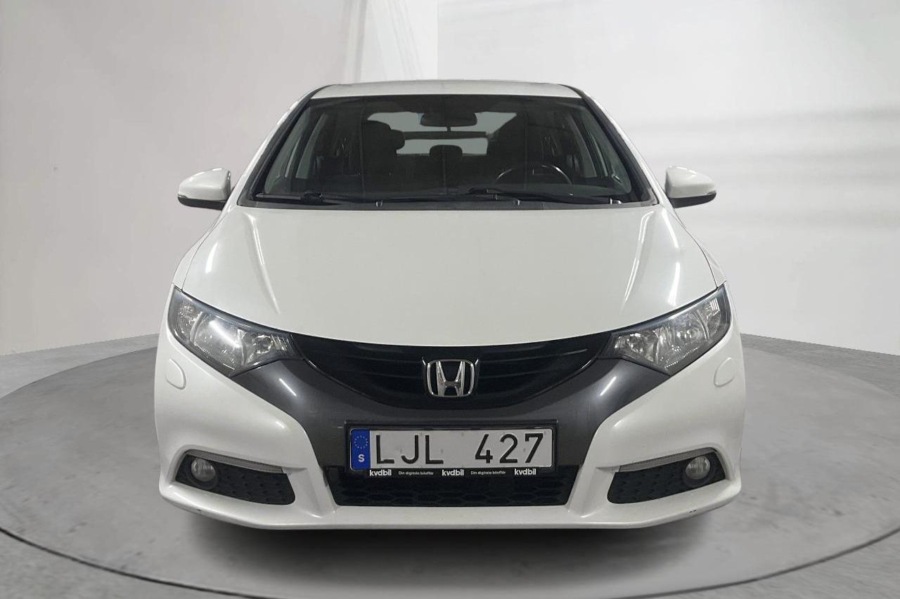 Honda Civic 1.8 i-VTEC 5dr (142hk) - 192 430 km - Käsitsi - valge - 2012