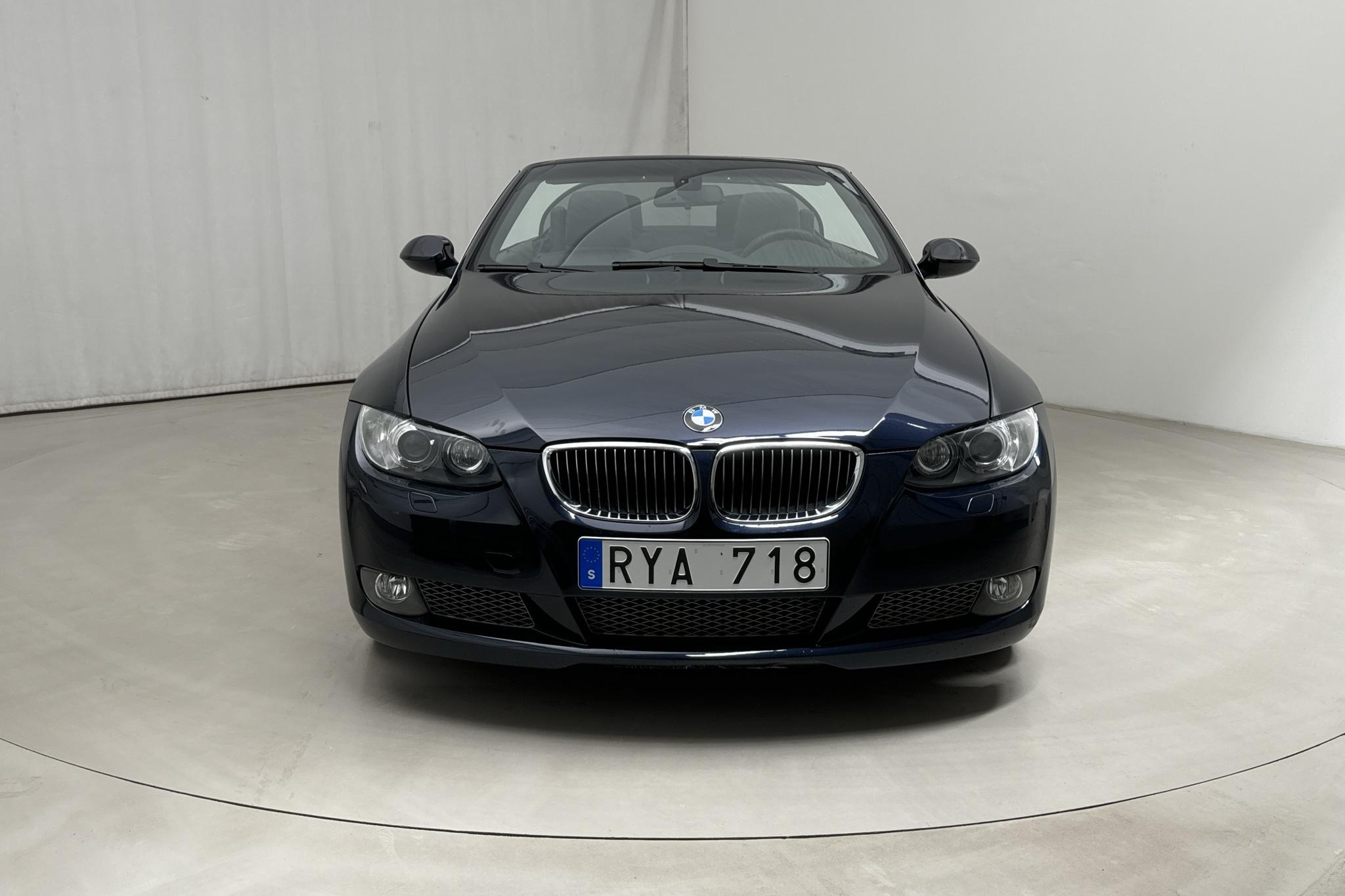 BMW 335i Cabriolet, E93 (306hk) - 63 660 km - Manuaalinen - Dark Blue - 2009