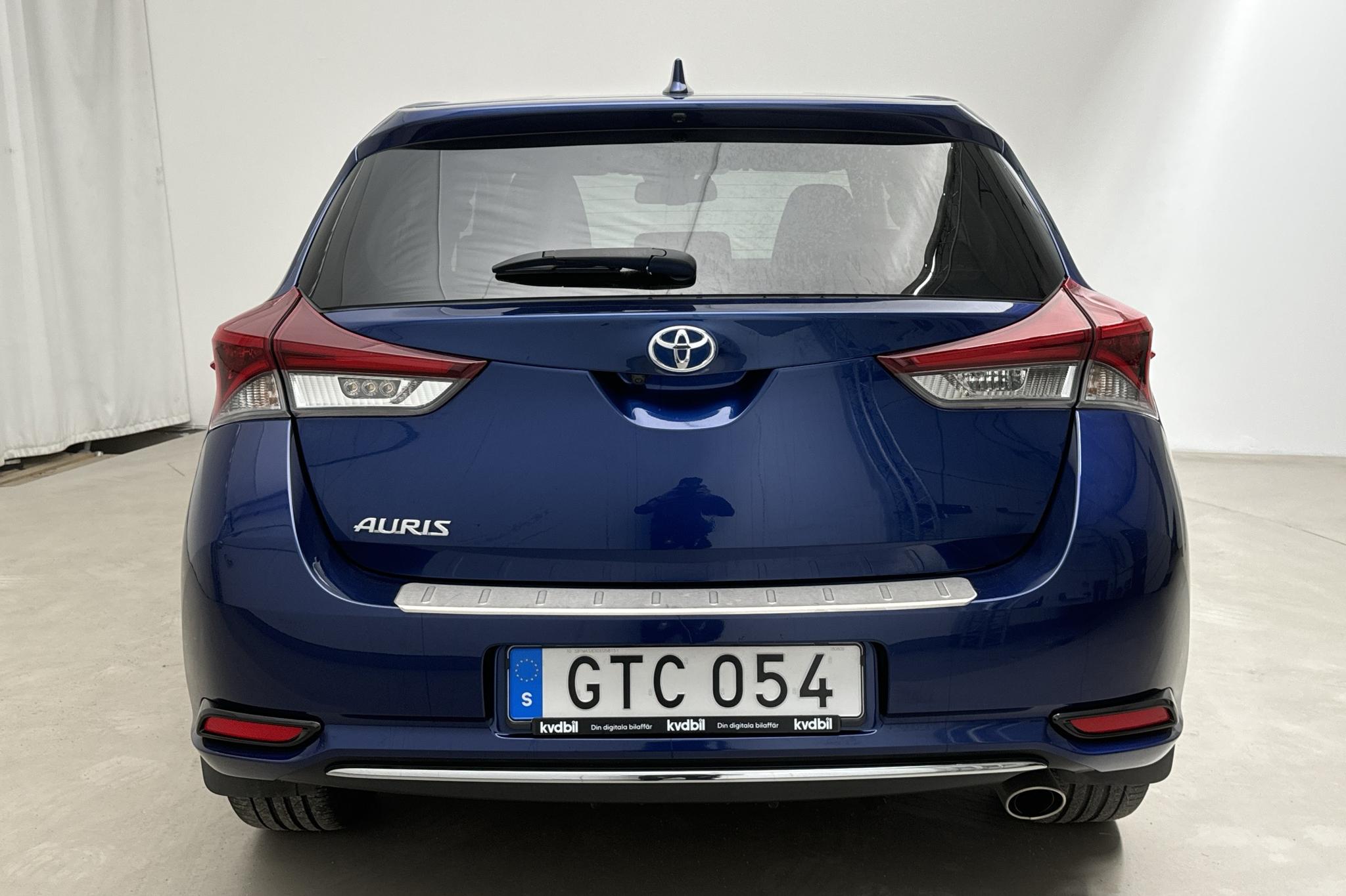 Toyota Auris 1.2T 5dr (116hk) - 49 040 km - Manuaalinen - Dark Blue - 2018