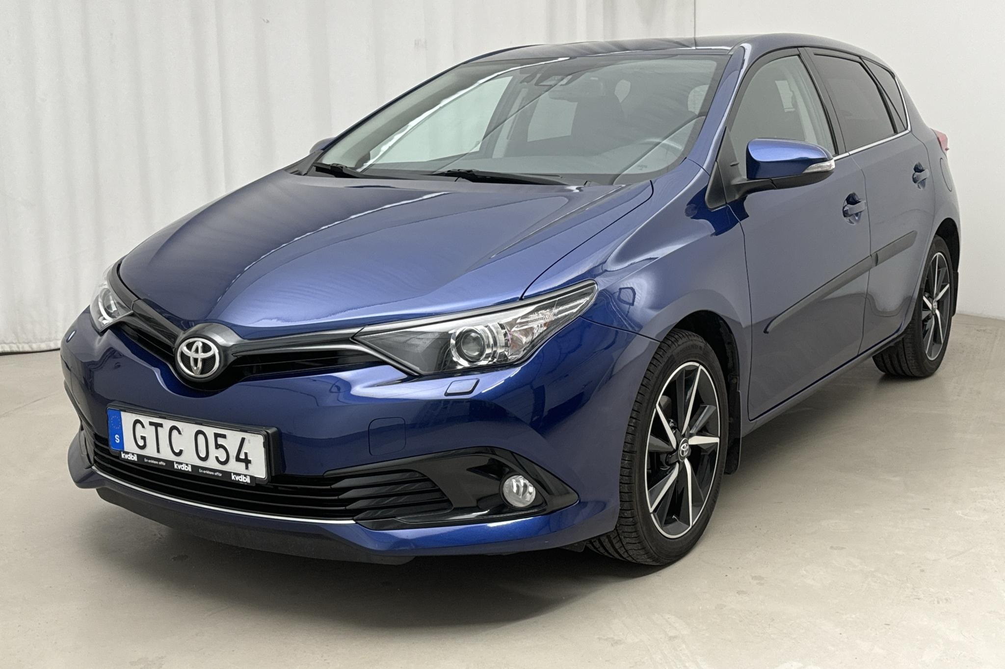 Toyota Auris 1.2T 5dr (116hk) - 4 904 mil - Manuell - Dark Blue - 2018