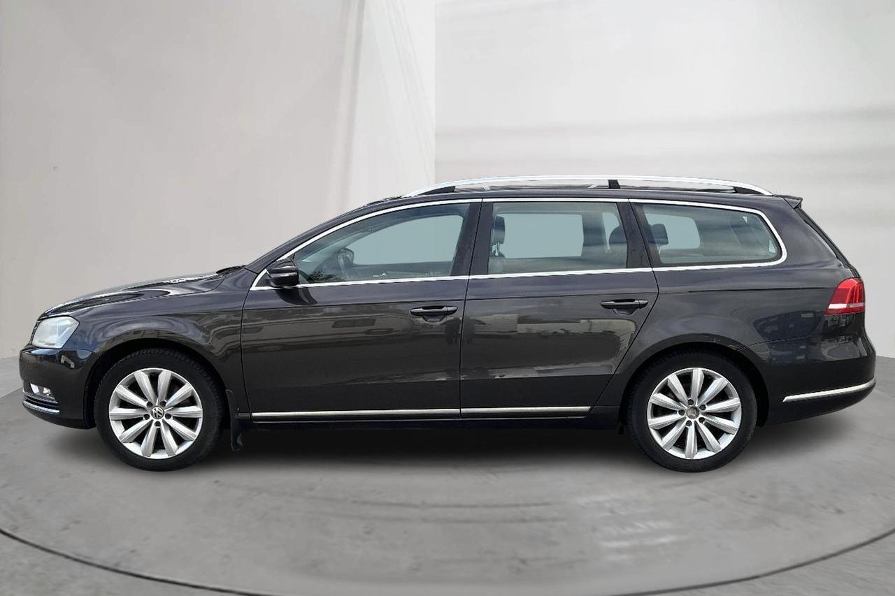 VW Passat 1.4 TSI EcoFuel Variant (150hk) - 255 230 km - Käsitsi - Dark Brown - 2012