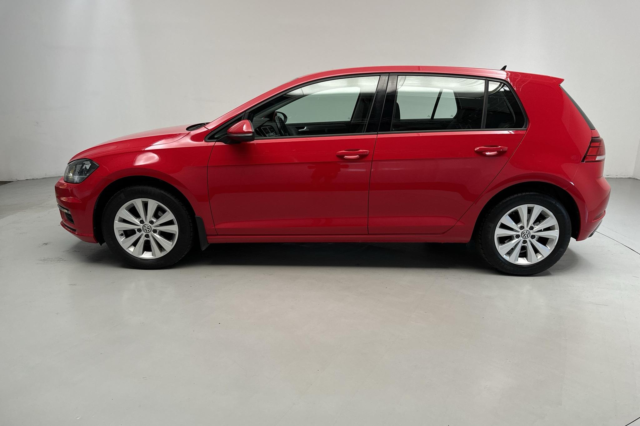 VW Golf VII 1.0 TSI 5dr (110hk) - 69 180 km - Automaattinen - punainen - 2018