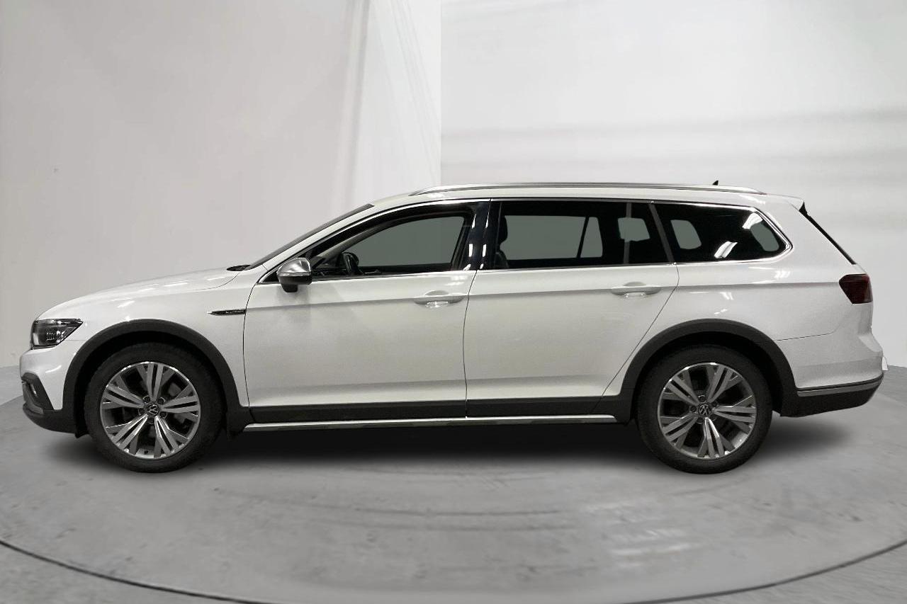 VW Passat Alltrack 2.0 TDI Sportscombi 4Motion (200hk) - 62 000 km - Automatic - white - 2021