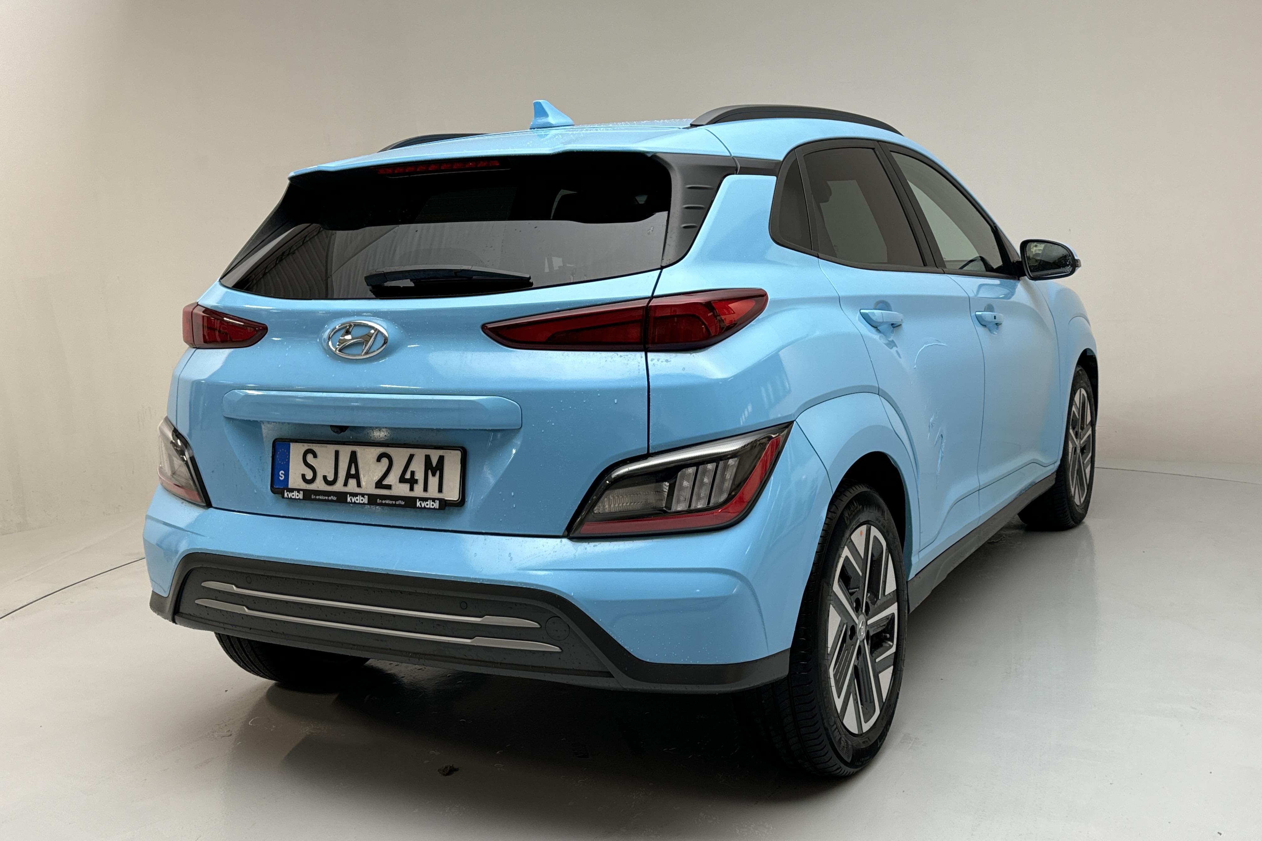 Hyundai Kona Electric 64kWh (204hk) - 29 970 km - Automatic - gray - 2022