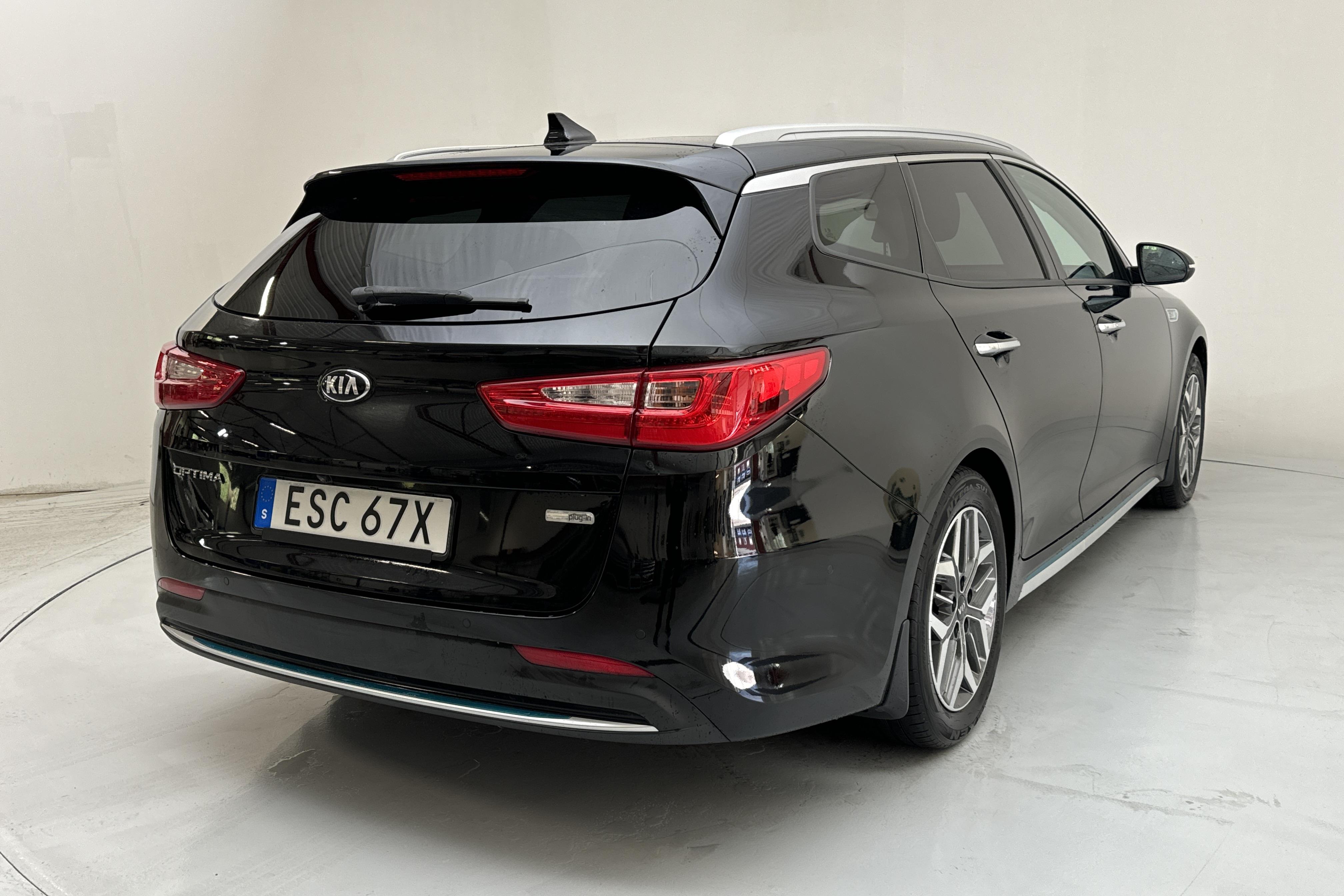 KIA Optima 2.0 GDi Plug-in Hybrid SW (205hk) - 62 850 km - Automatyczna - czarny - 2020