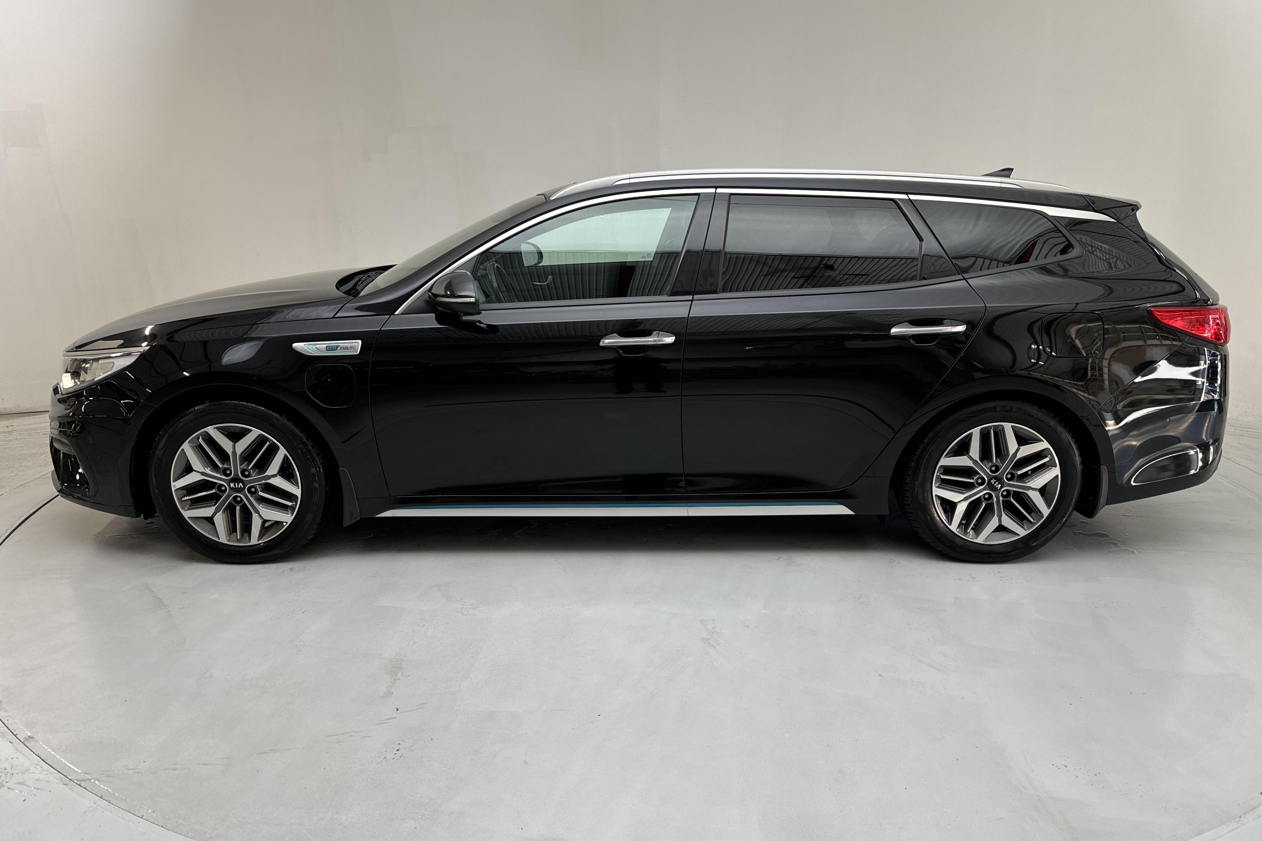 KIA Optima 2.0 GDi Plug-in Hybrid SW (205hk) - 62 850 km - Automatic - black - 2020