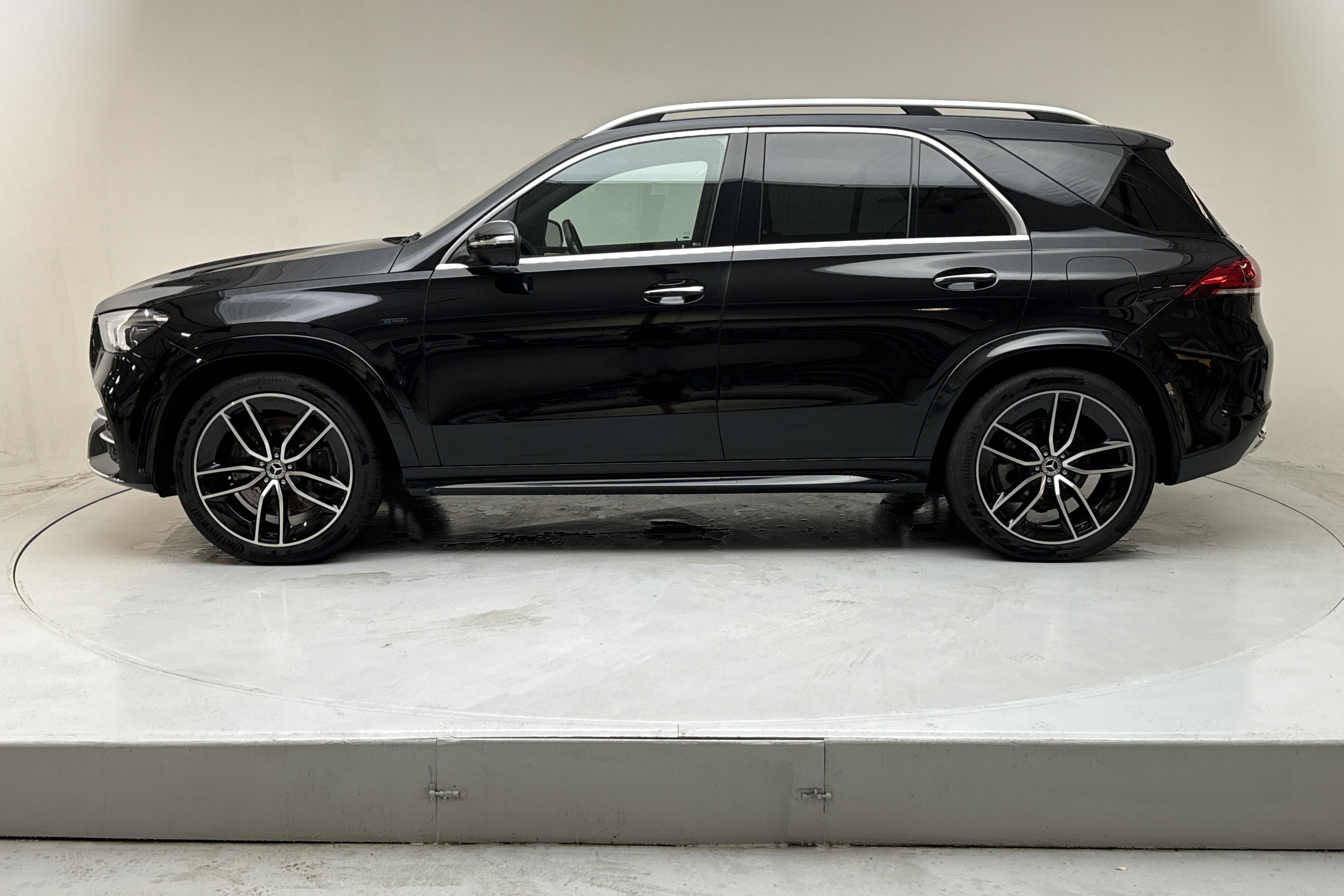 Mercedes GLE 350 de 4MATIC V167 (333hk) - 83 640 km - Automatyczna - czarny - 2022