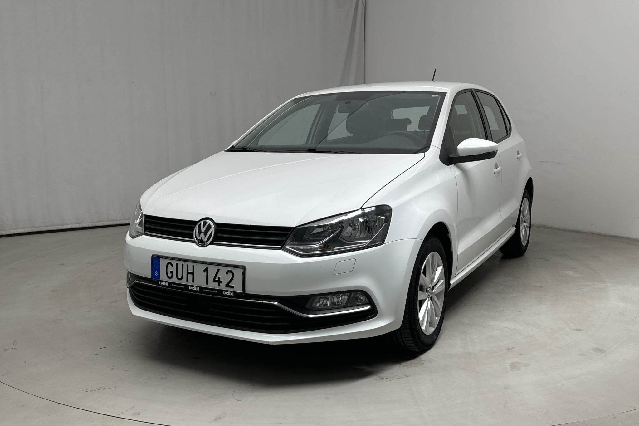 VW Polo 1.2 TSI 5dr (90hk) - 41 990 km - Manuaalinen - valkoinen - 2016