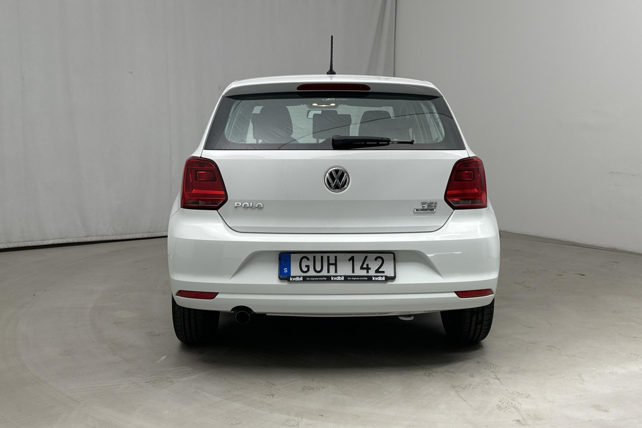 VW Polo 1.2 TSI 5dr (90hk) - 41 990 km - Manuaalinen - valkoinen - 2016