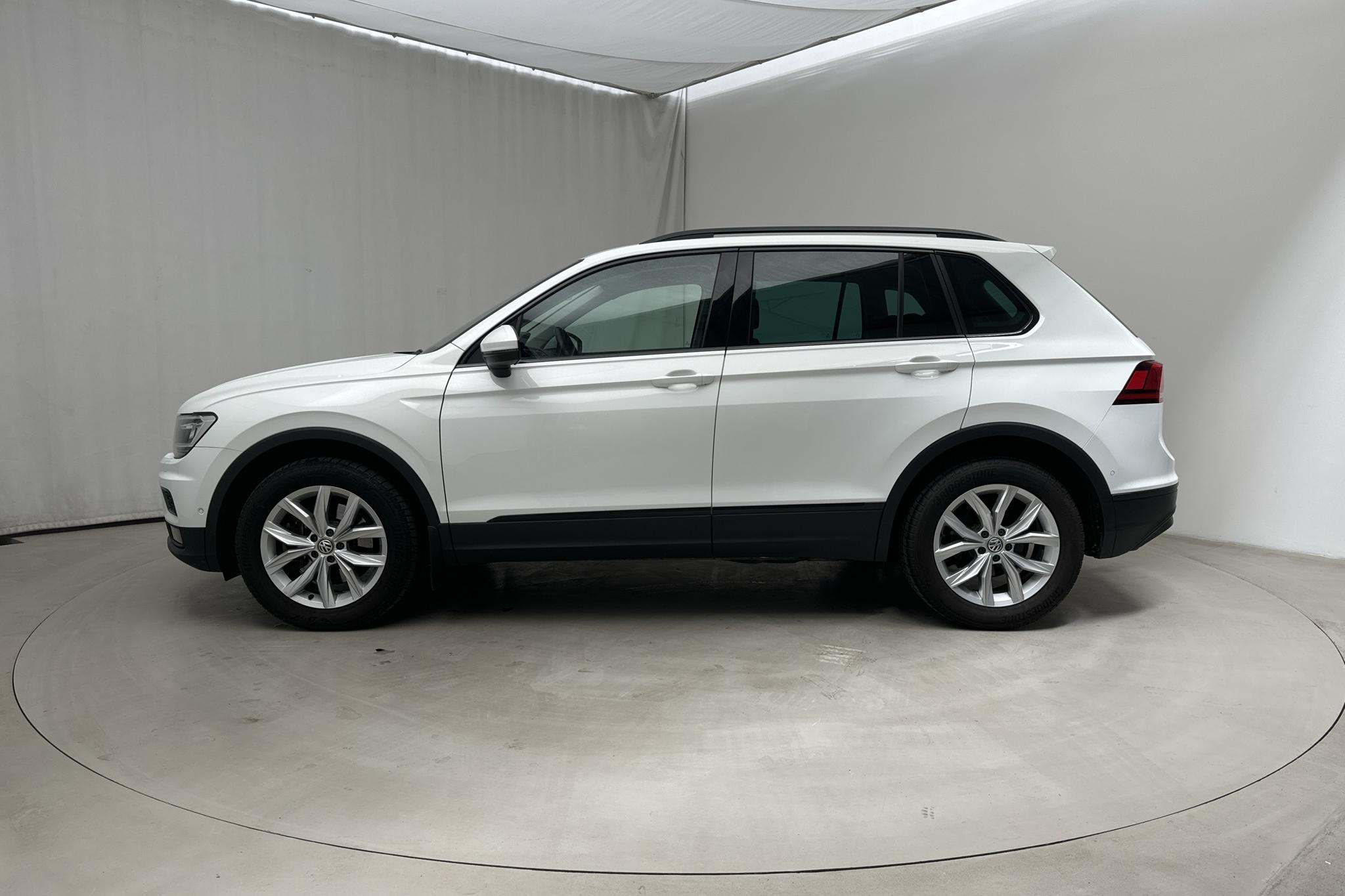 VW Tiguan 2.0 TSI 4MOTION (190hk) - 48 880 km - Automatyczna - biały - 2020