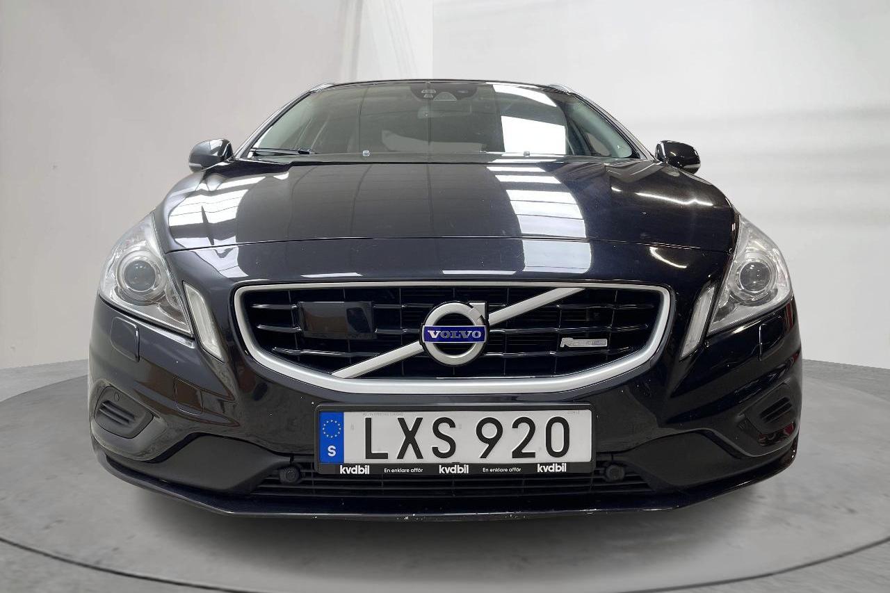 Volvo V60 T6 AWD (304hk) - 157 940 km - Automatic - black - 2012