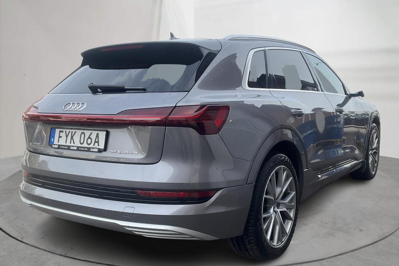 Audi e-tron 55 quattro 95 kWh (360hk) - 80 370 km - Automatic - gray - 2021