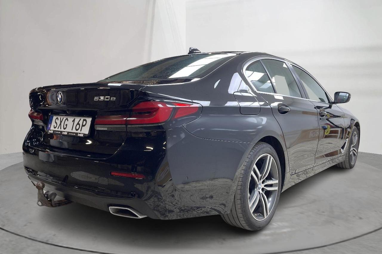 BMW 530e Sedan, G30 12kWh LCI (292hk) - 139 780 km - Automatyczna - czarny - 2021