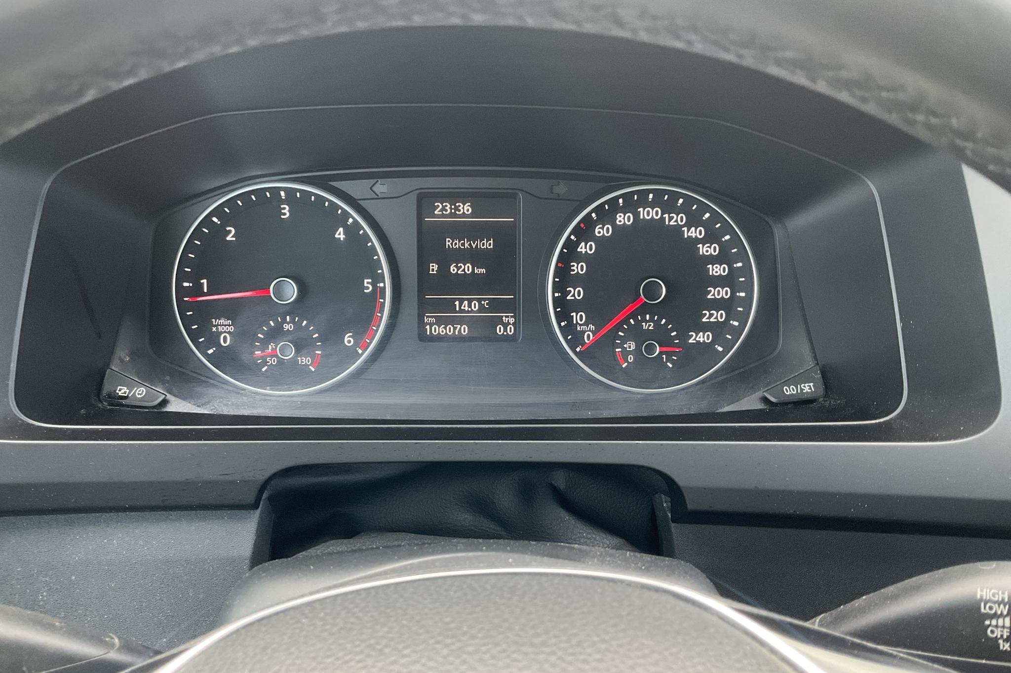 VW Transporter T6 2.0 TDI BMT Skåp 4MOTION (150hk) - 106 070 km - Manualna - biały - 2018