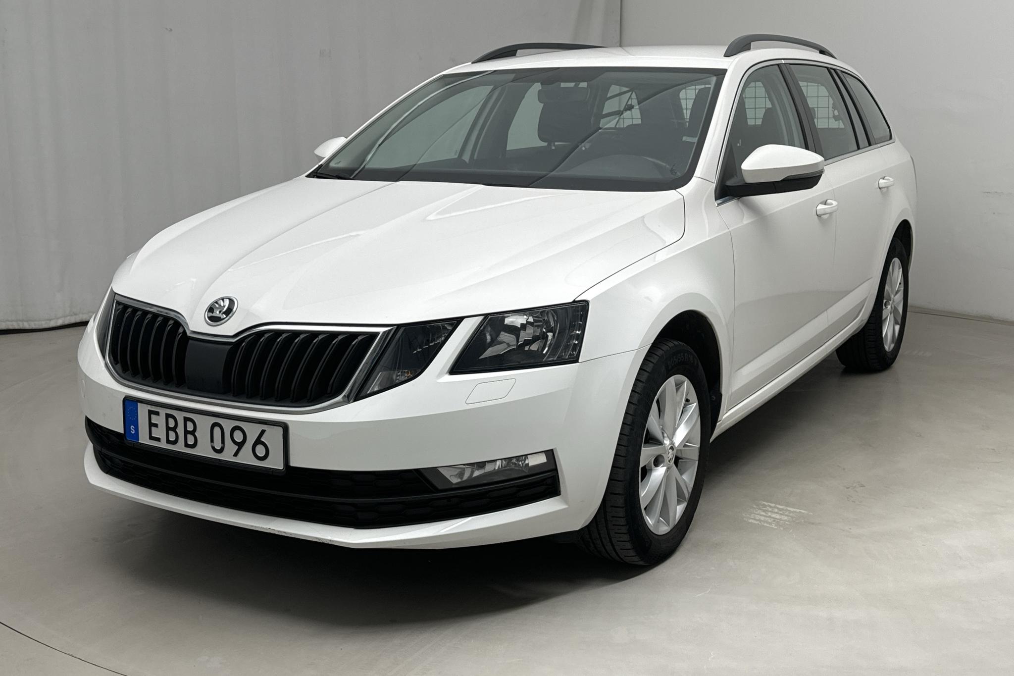 Skoda Octavia III 2.0 TDI CR Combi 4x4 (150hk) - 85 270 km - Manualna - biały - 2018