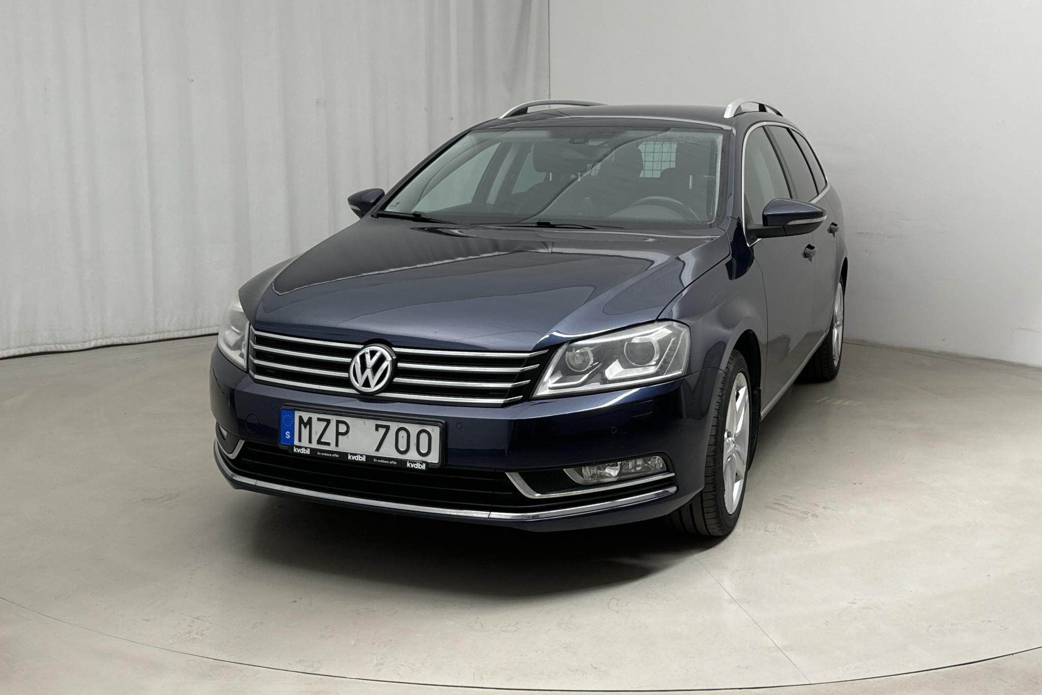 VW Passat 1.4 TSI EcoFuel Variant (150hk) - 135 890 km - Automaatne - Dark Blue - 2013