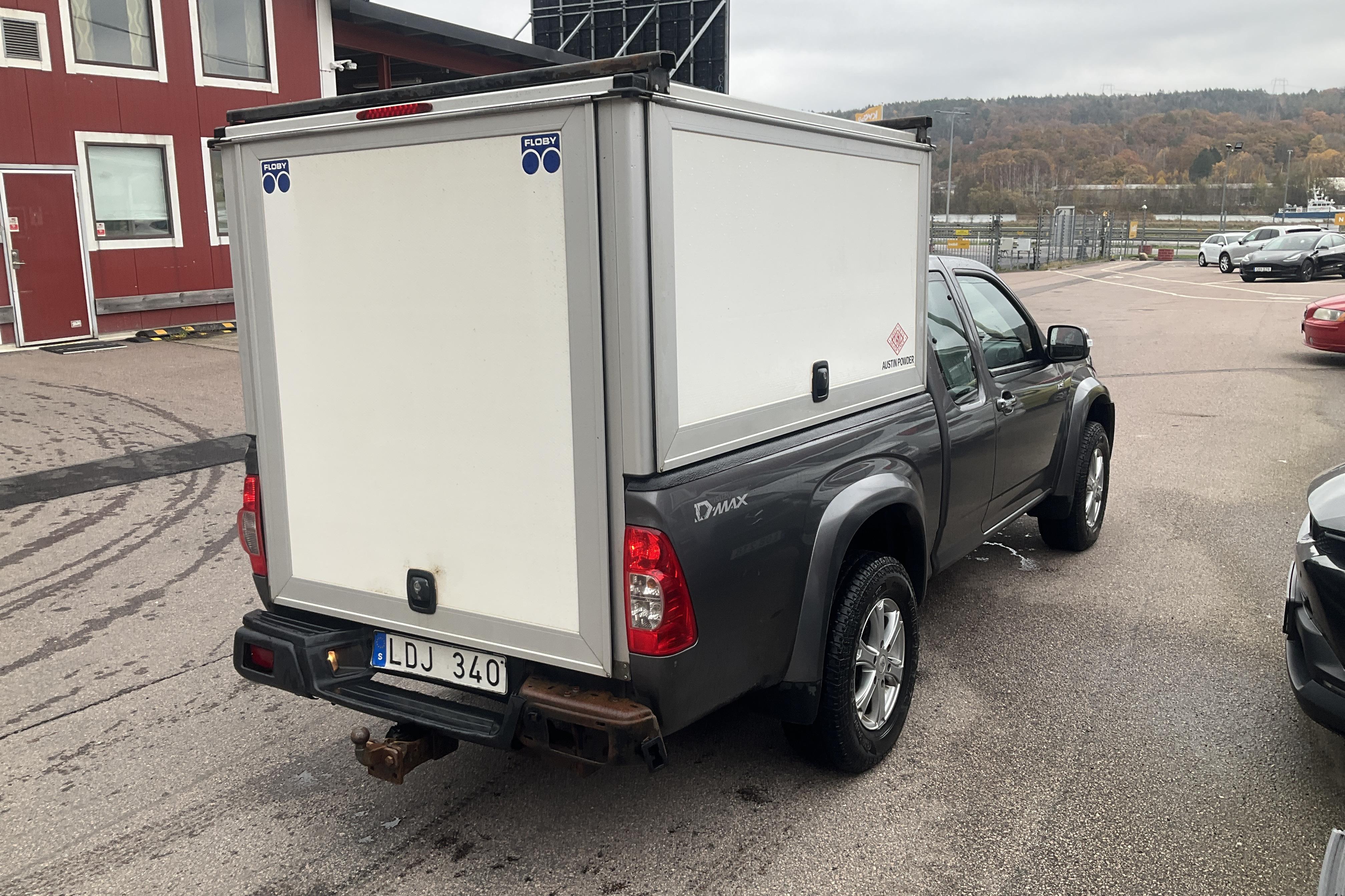 Isuzu D-MAX 2.5 TD 4WD (136hk) - 317 550 km - Manual - gray - 2010