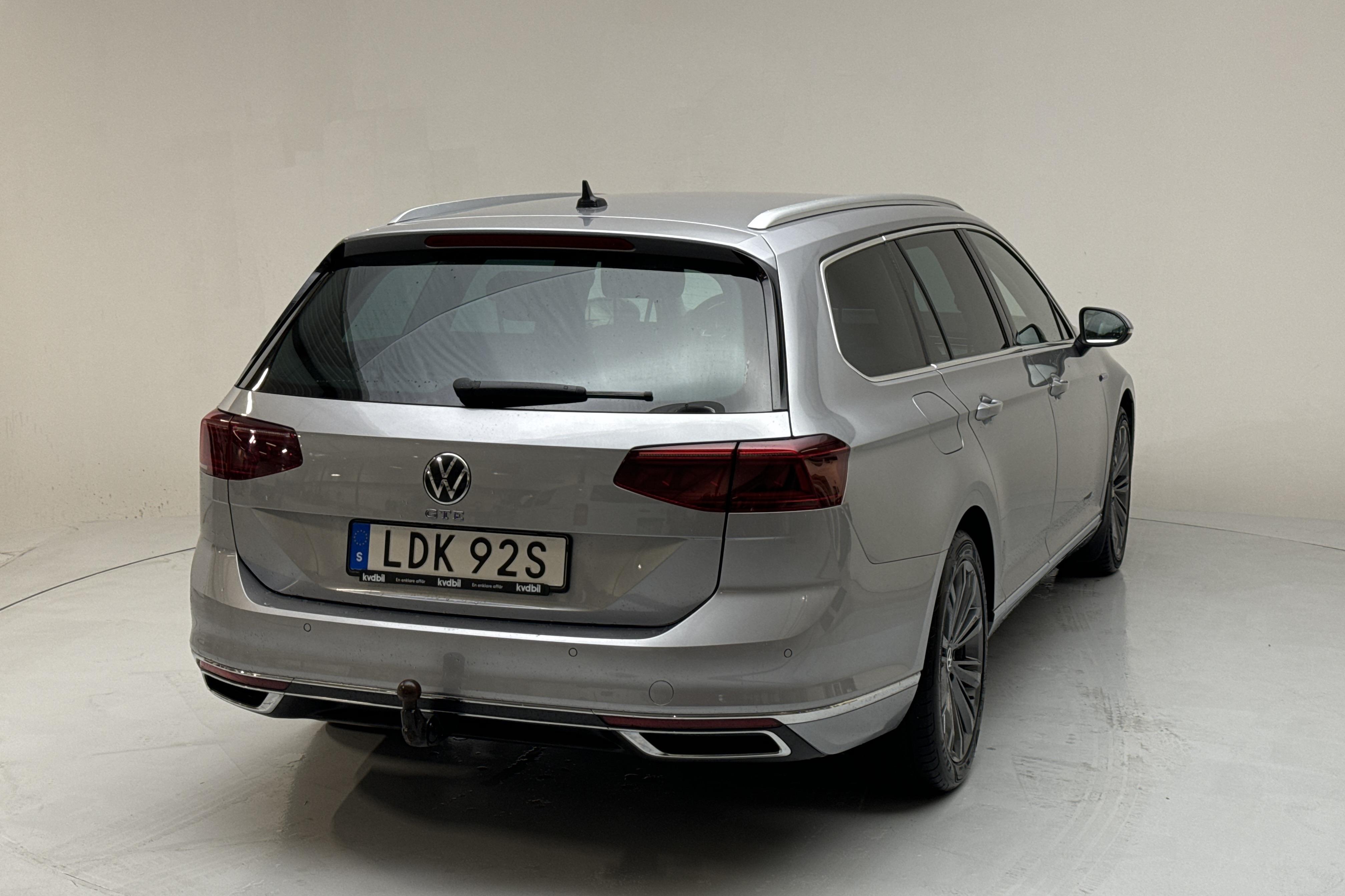 VW Passat 1.4 GTE Sportscombi (218hk) - 104 890 km - Automatic - silver - 2021