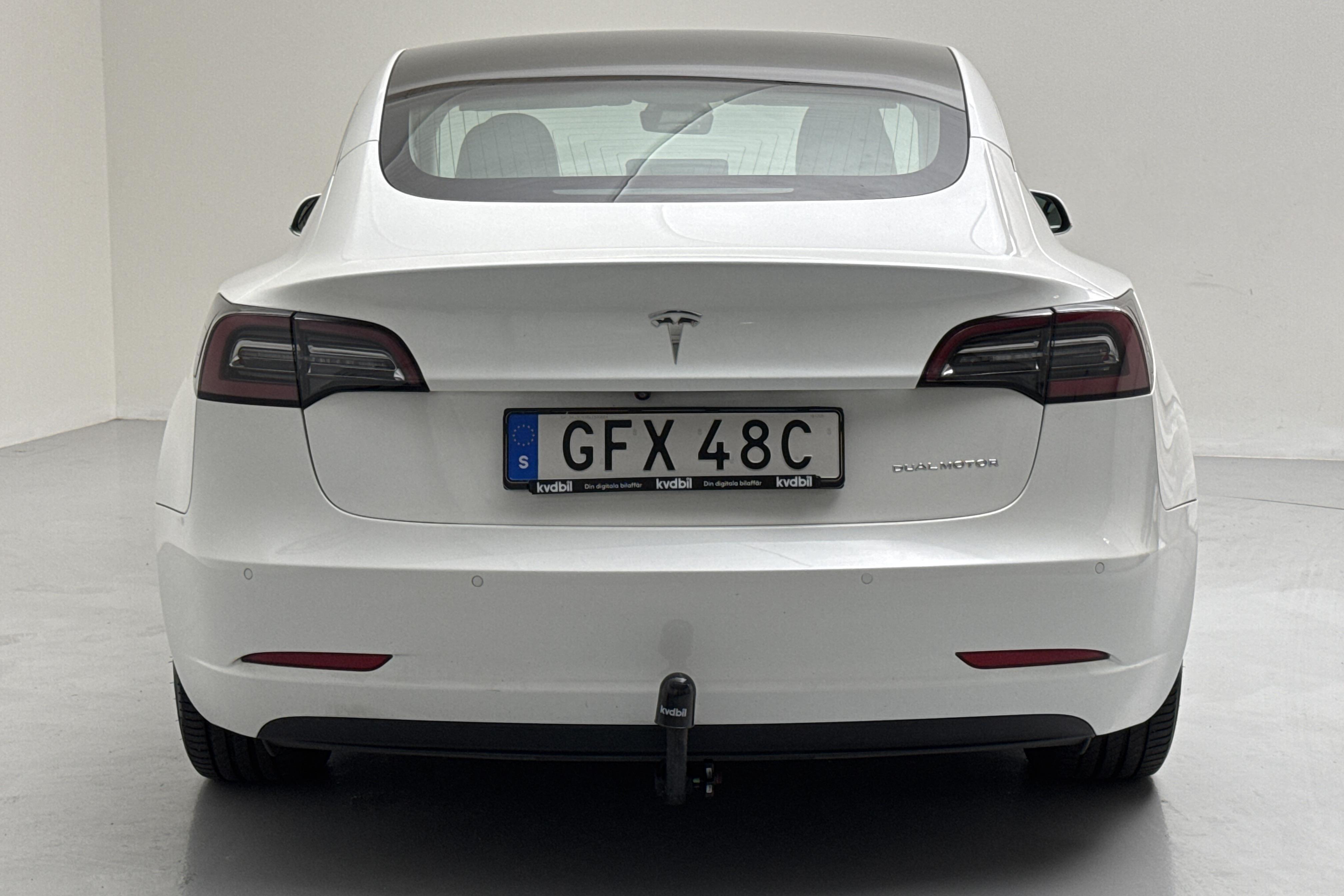 Tesla Model 3 Long Range Dual Motor AWD - 172 680 km - Automatic - white - 2020