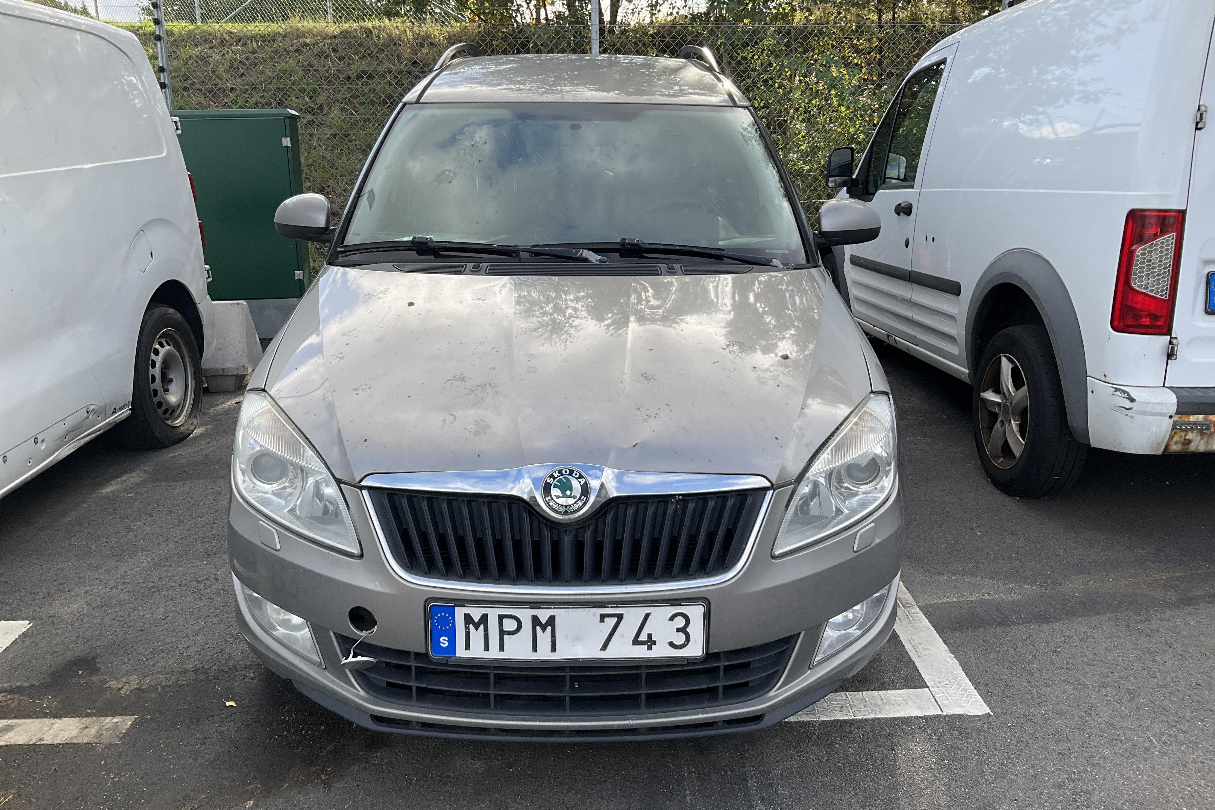 Skoda Roomster 1.6 TDI (90hk) - 286 380 km - Manual - Light Brown - 2011