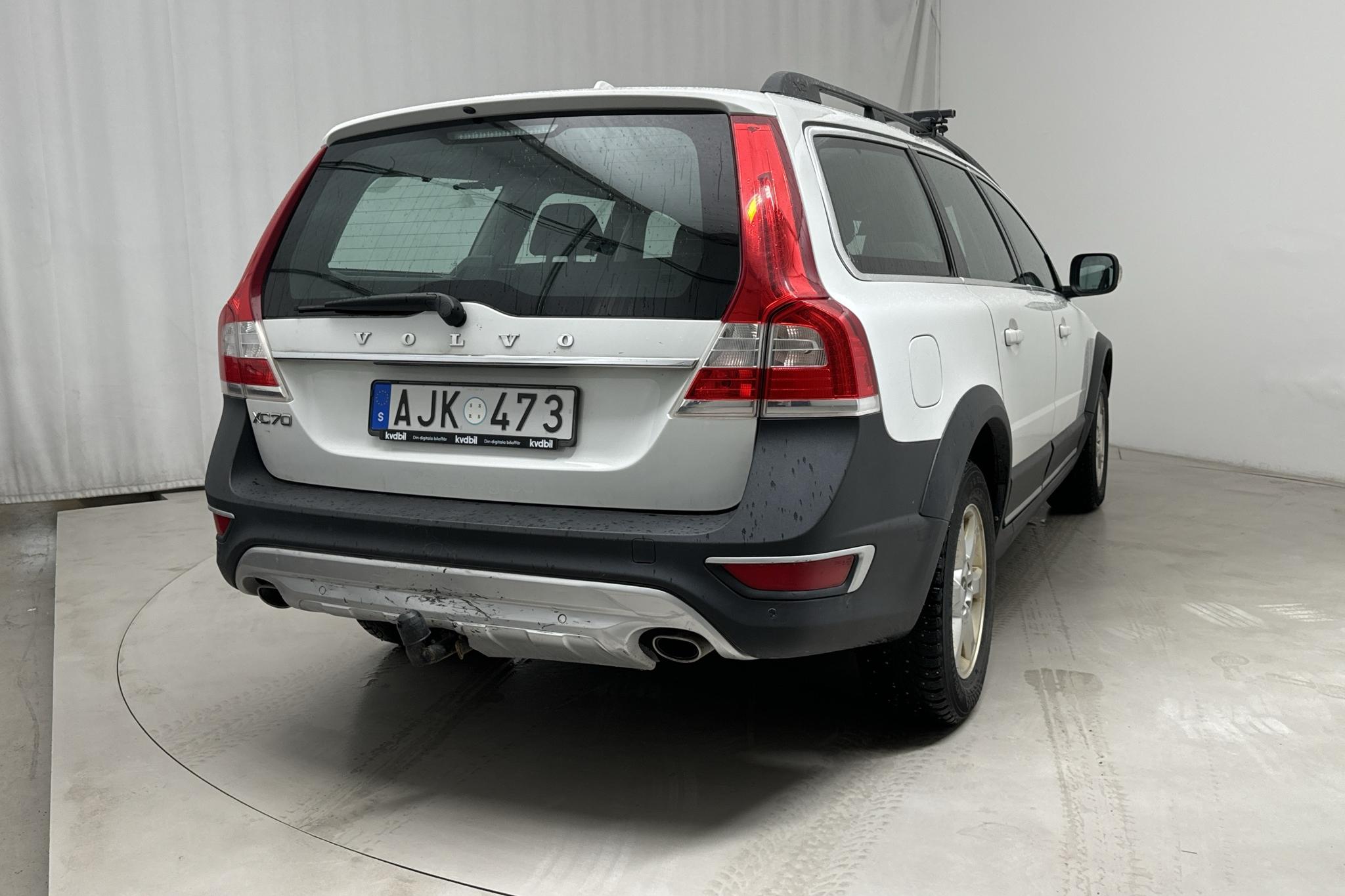 Volvo XC70 II D4 AWD (163hk) - 36 857 mil - Manuell - vit - 2014