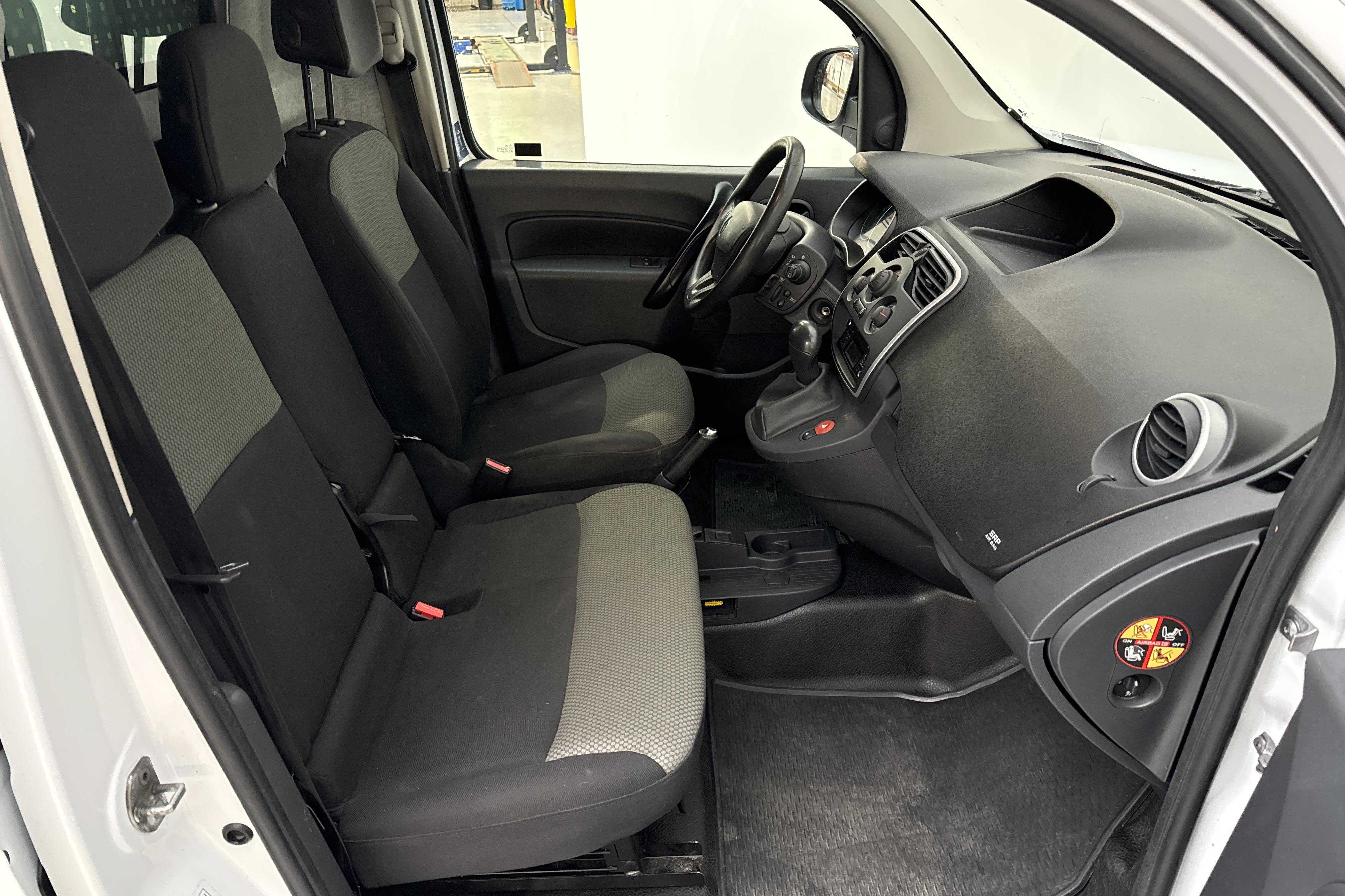 Renault Kangoo 1.5 dCi Maxi Skåp (110hk) - 171 750 km - Automatic - white - 2018