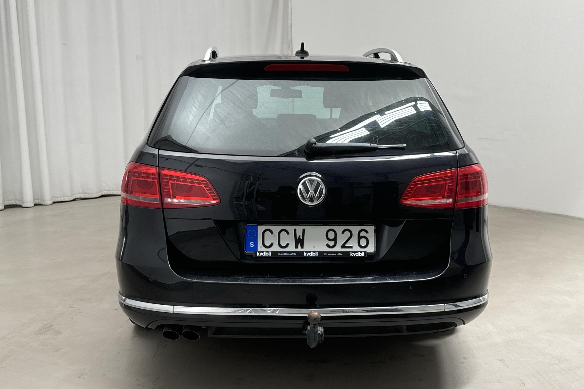 VW Passat 2.0 TDI BlueMotion Technology Variant 4Motion (140hk) - 161 860 km - Manual - black - 2012