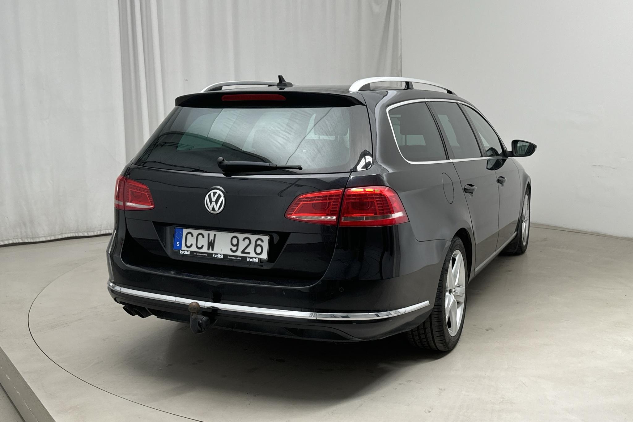 VW Passat 2.0 TDI BlueMotion Technology Variant 4Motion (140hk) - 161 860 km - Manual - black - 2012