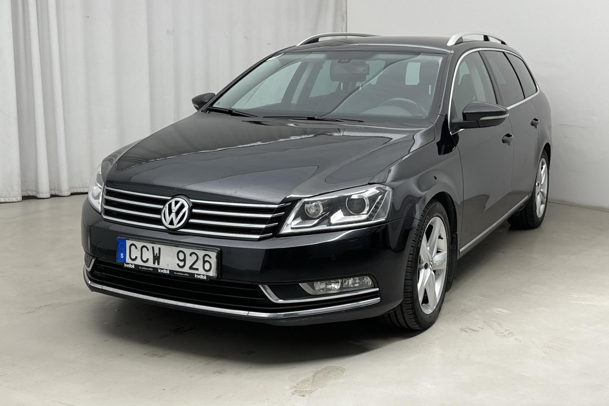 VW Passat 2.0 TDI BlueMotion Technology Variant 4Motion (140hk) - 161 860 km - Manual - black - 2012