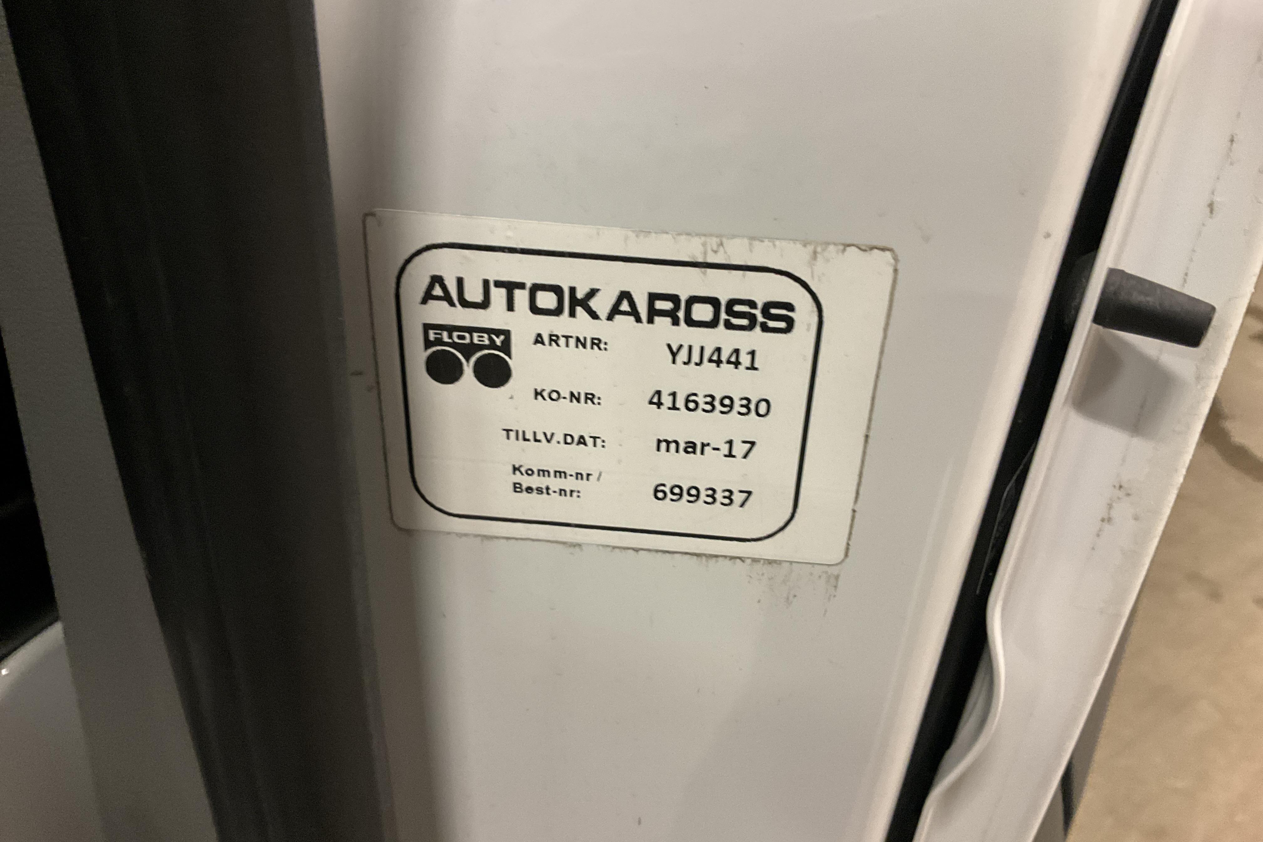 Mercedes Sprinter 519 CDI - 127 949 km - Käsitsi - valge - 2016