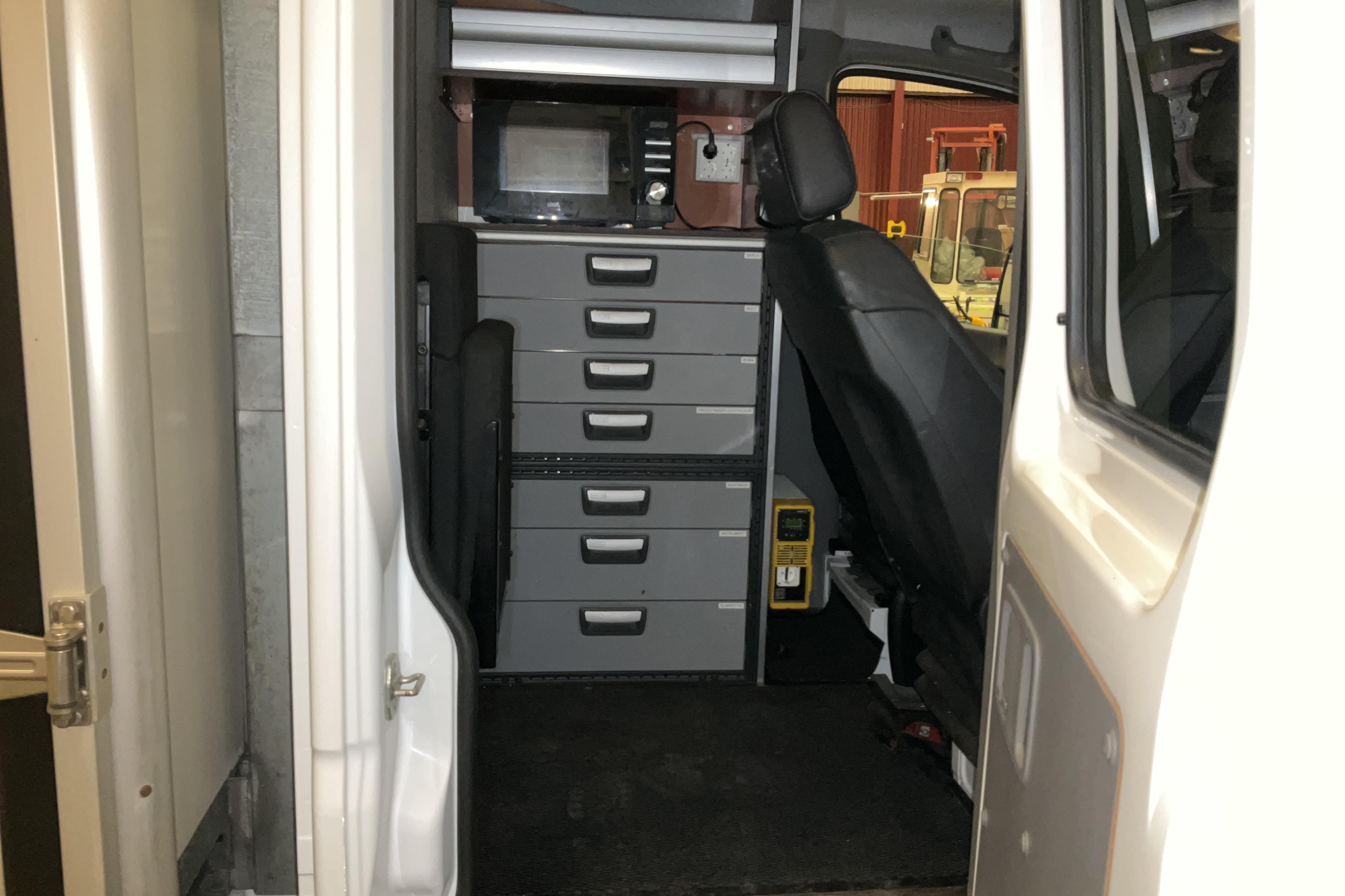 Mercedes Sprinter 519 CDI - 127 949 km - Manuaalinen - valkoinen - 2016