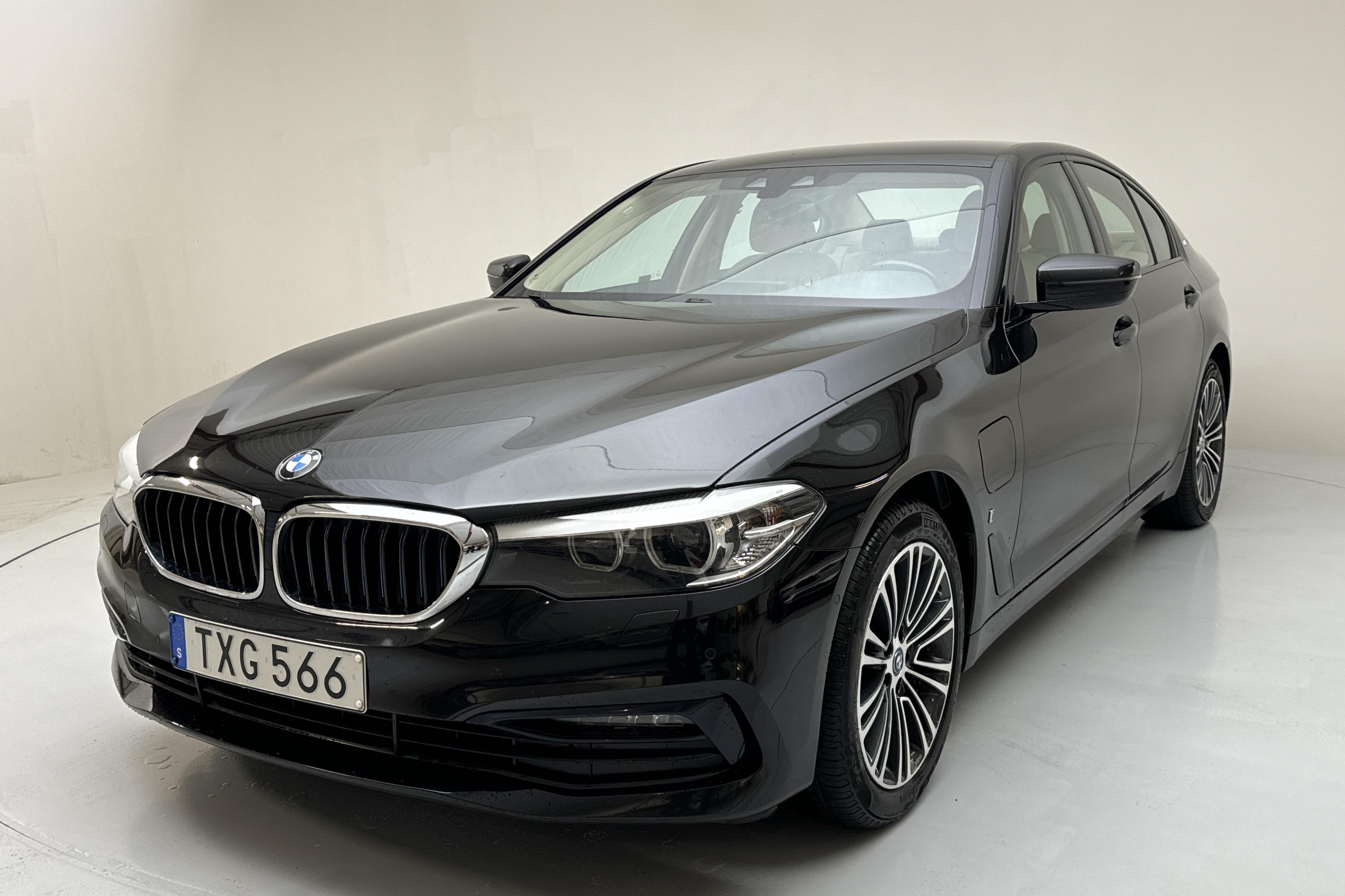 BMW 530e iPerformance Sedan, G30 (252hk) - 98 600 km - Automatic - black - 2019