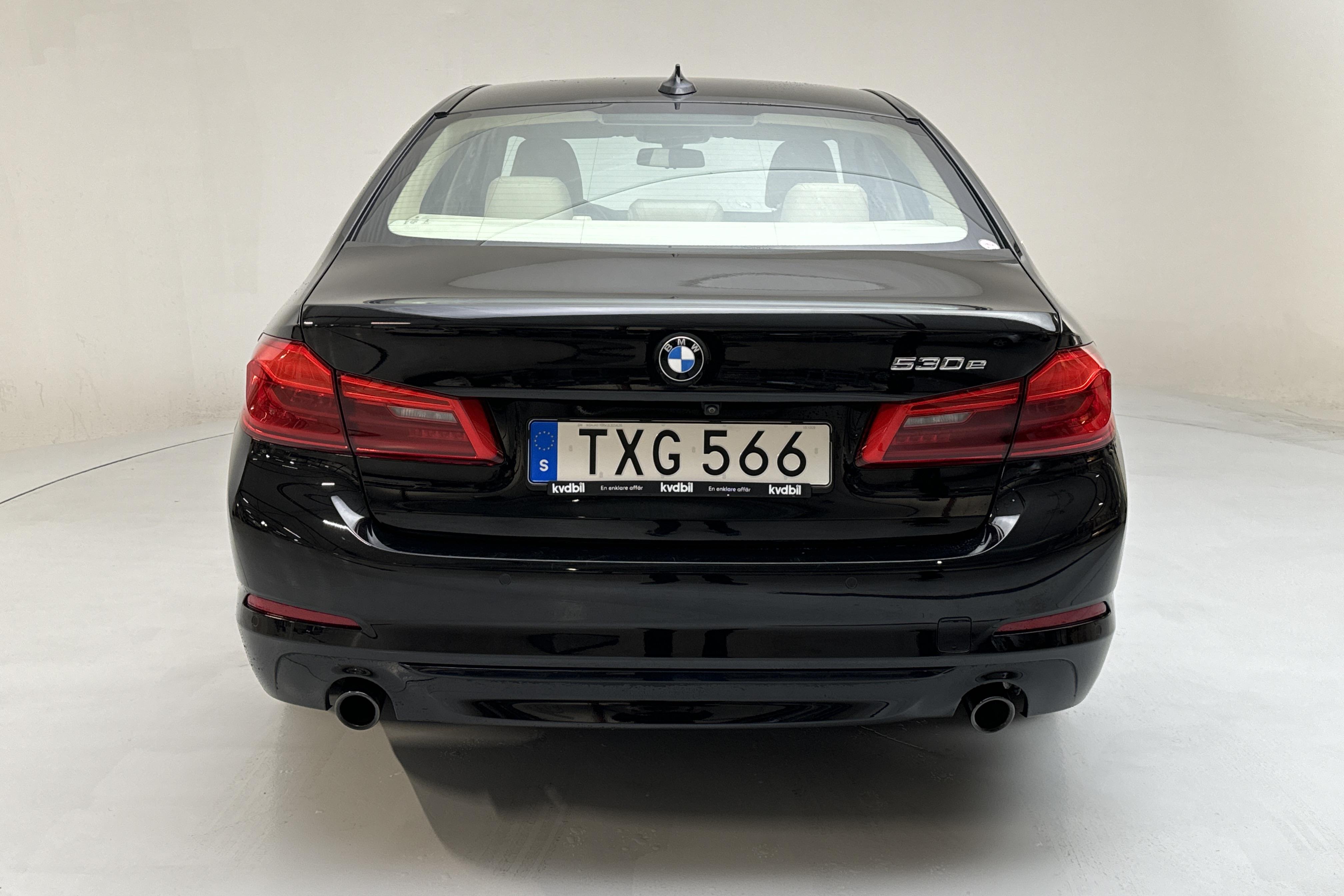 BMW 530e iPerformance Sedan, G30 (252hk) - 98 600 km - Automaatne - must - 2019