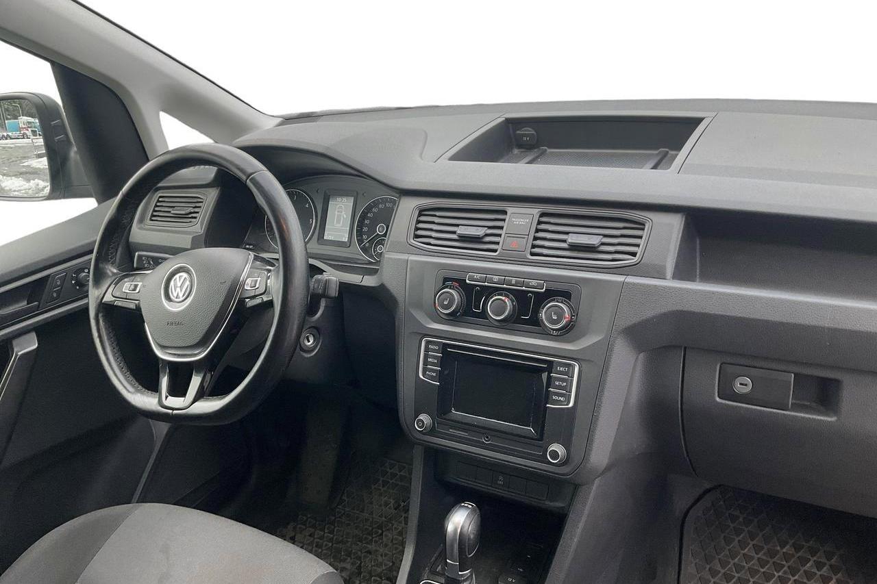 VW Caddy 2.0 TDI Skåp (102hk) - 65 750 km - Automaatne - valge - 2017