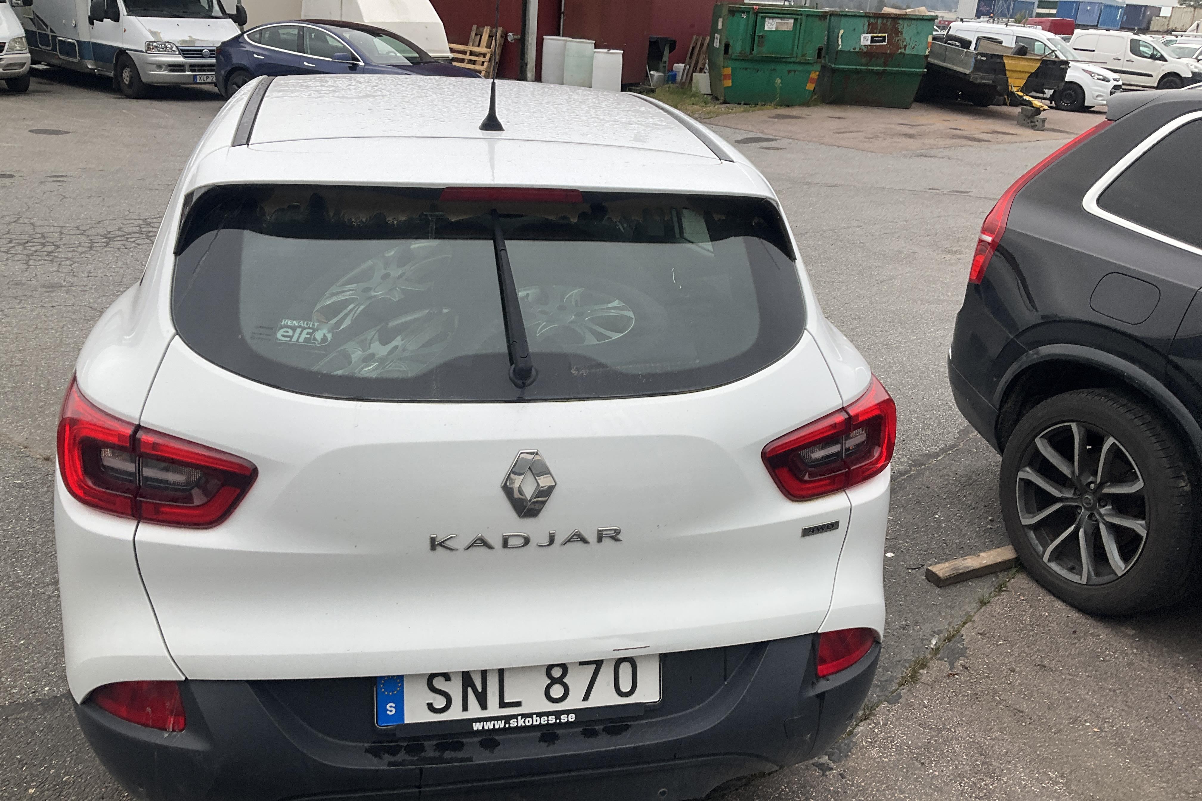 Renault Kadjar 1.6 dCi 4WD (130hk) - 267 860 km - Käsitsi - valge - 2017