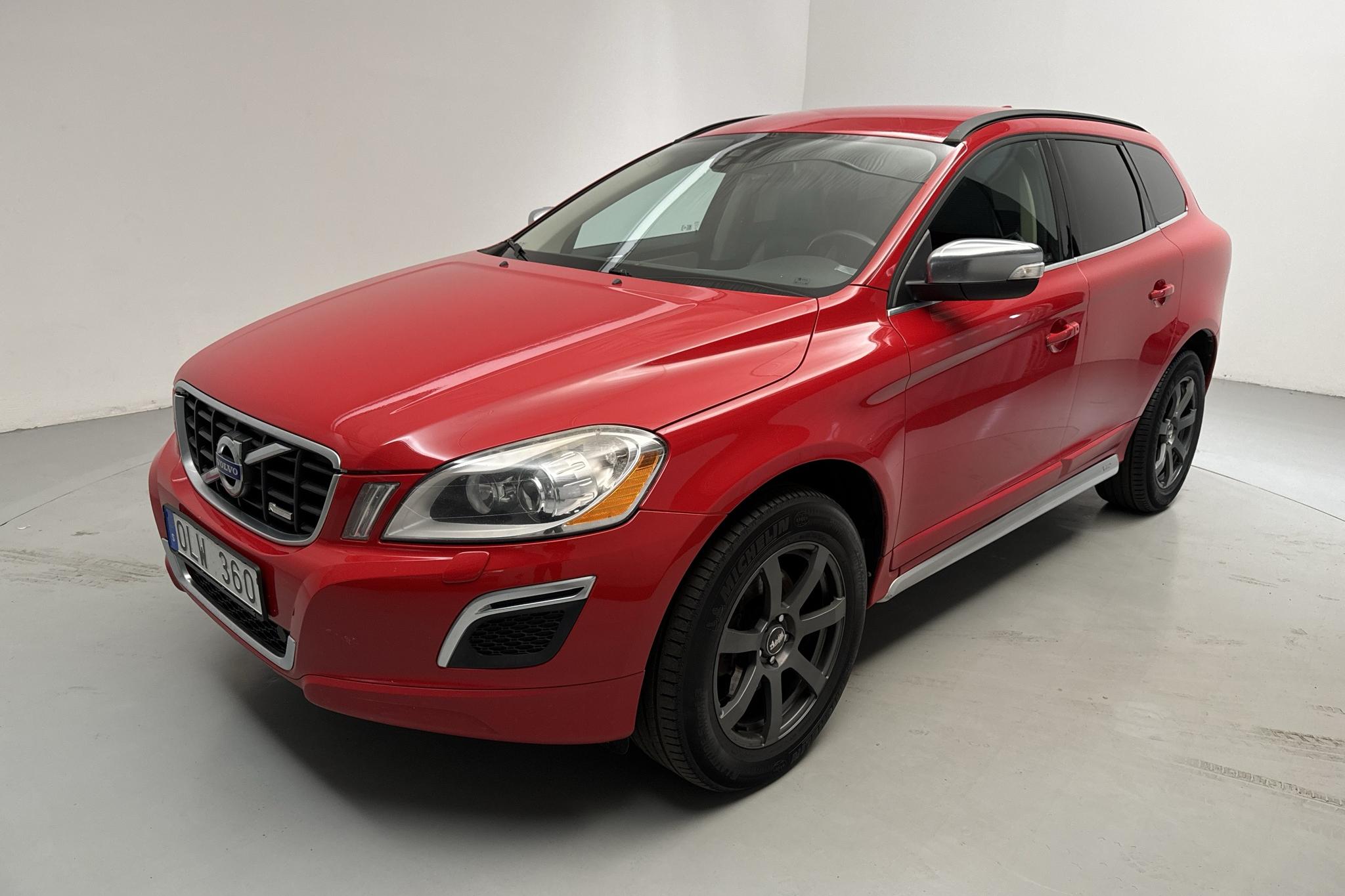 Volvo XC60 D3 AWD (163hk) - 225 760 km - Manualna - czerwony - 2012