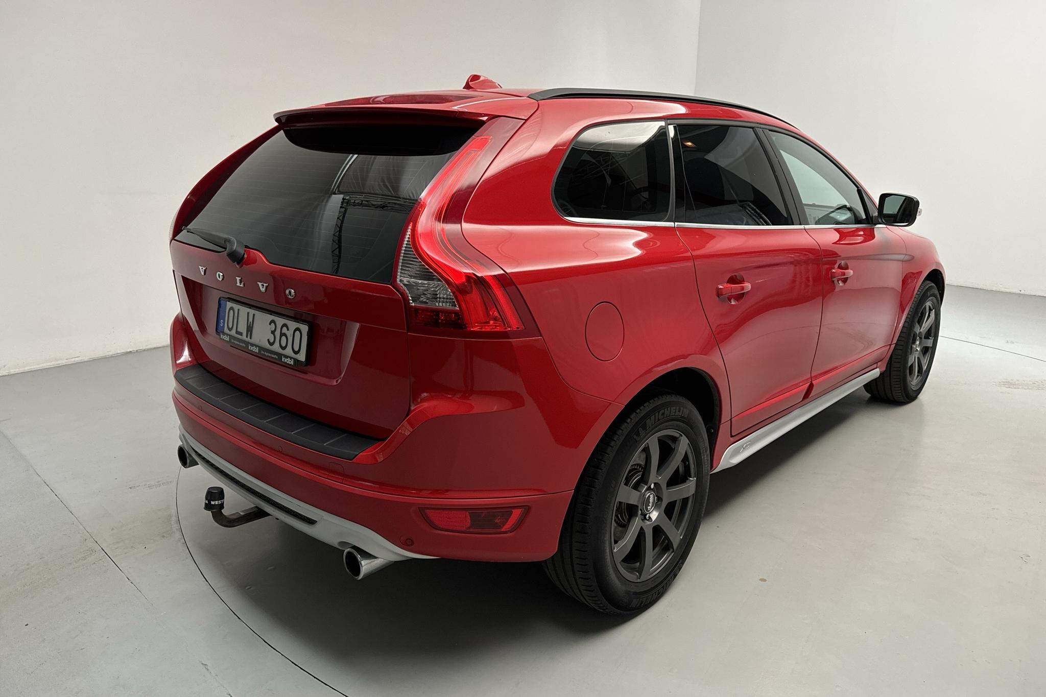 Volvo XC60 D3 AWD (163hk) - 225 760 km - Manual - red - 2012