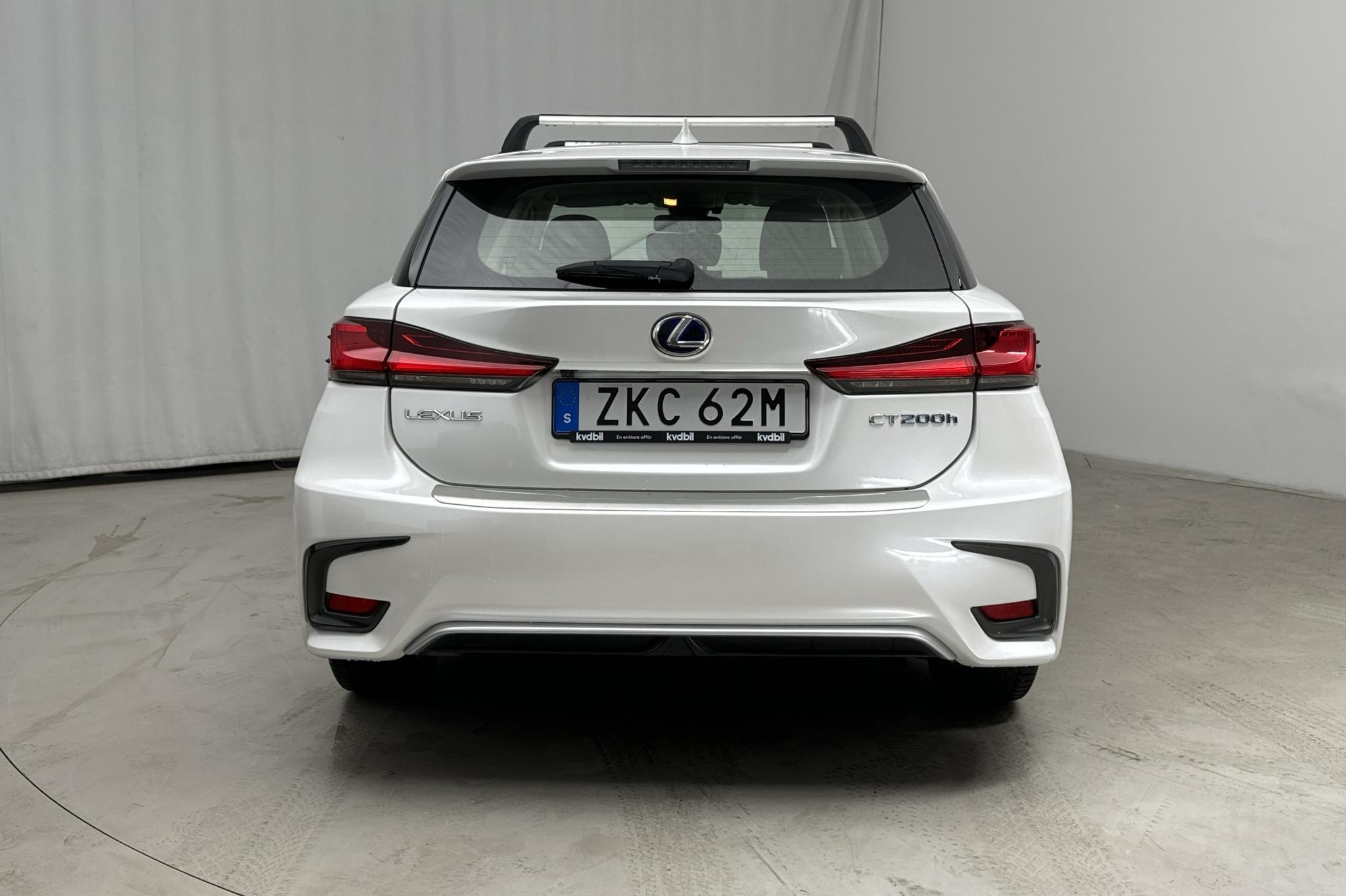 Lexus CT 200h (136hk) - 115 710 km - Automatyczna - biały - 2019