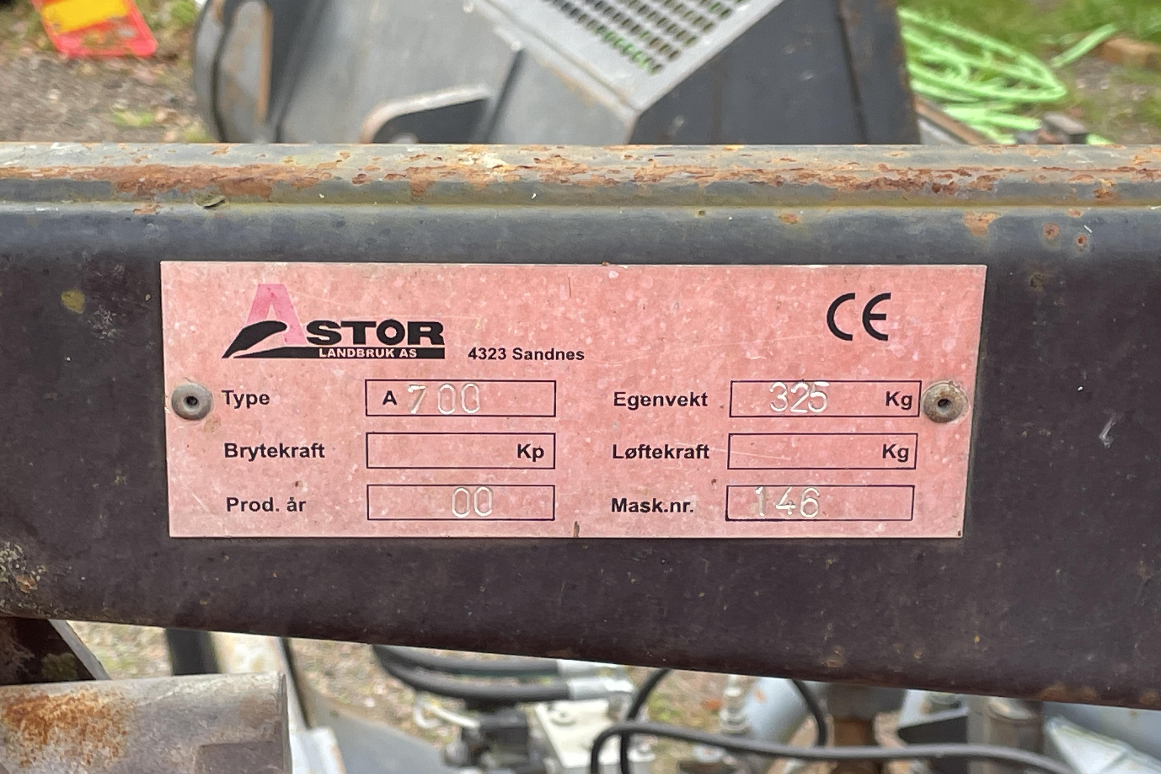 KUBOTA L4200 Traktor - 3 479 km - Käsitsi - Light Red - 2001